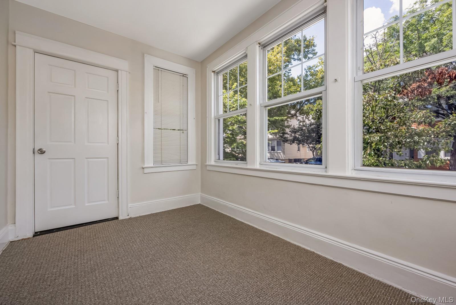 #5 photo, 78-59 84th Street, Glendale , NY 11385