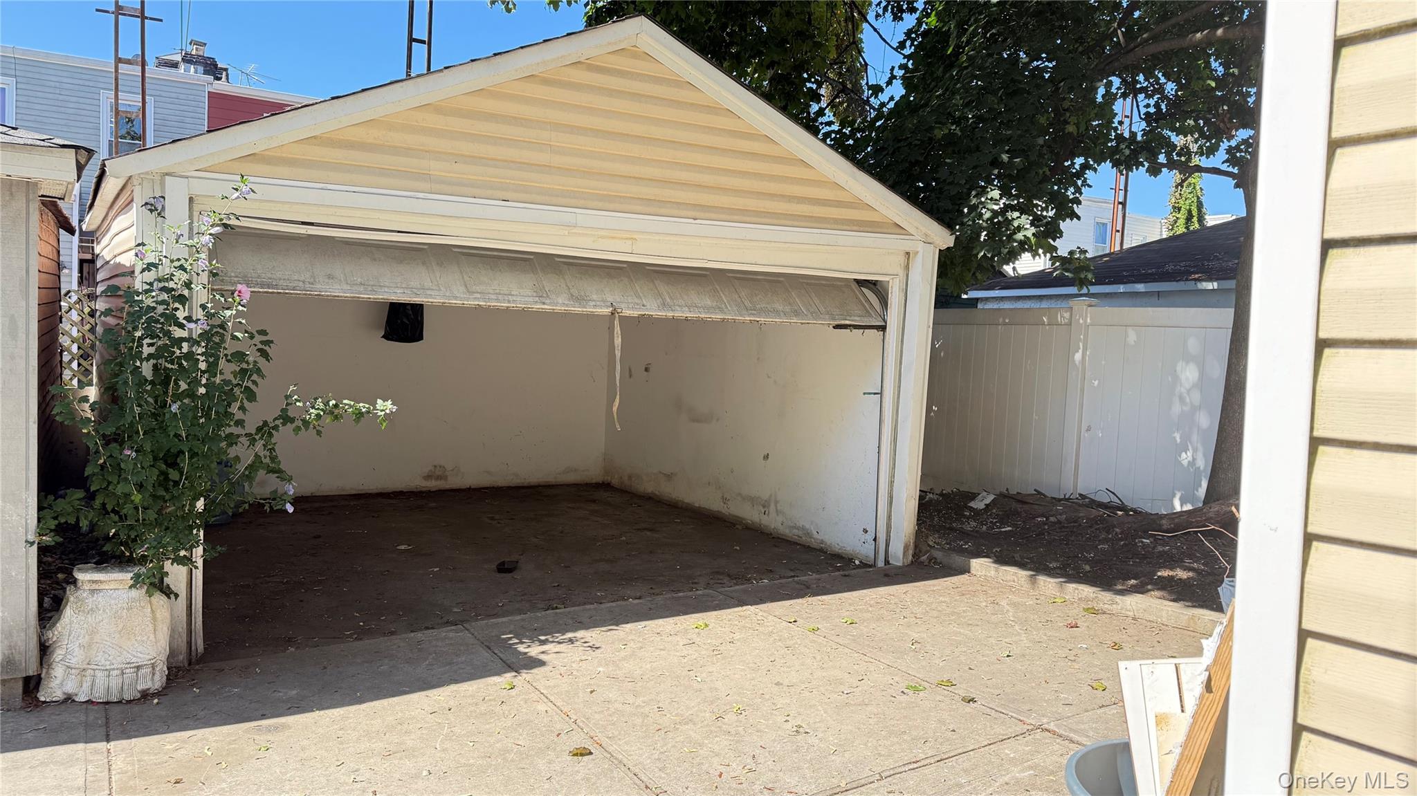 #5 photo, 9012 77th Street, Woodhaven , NY 11421