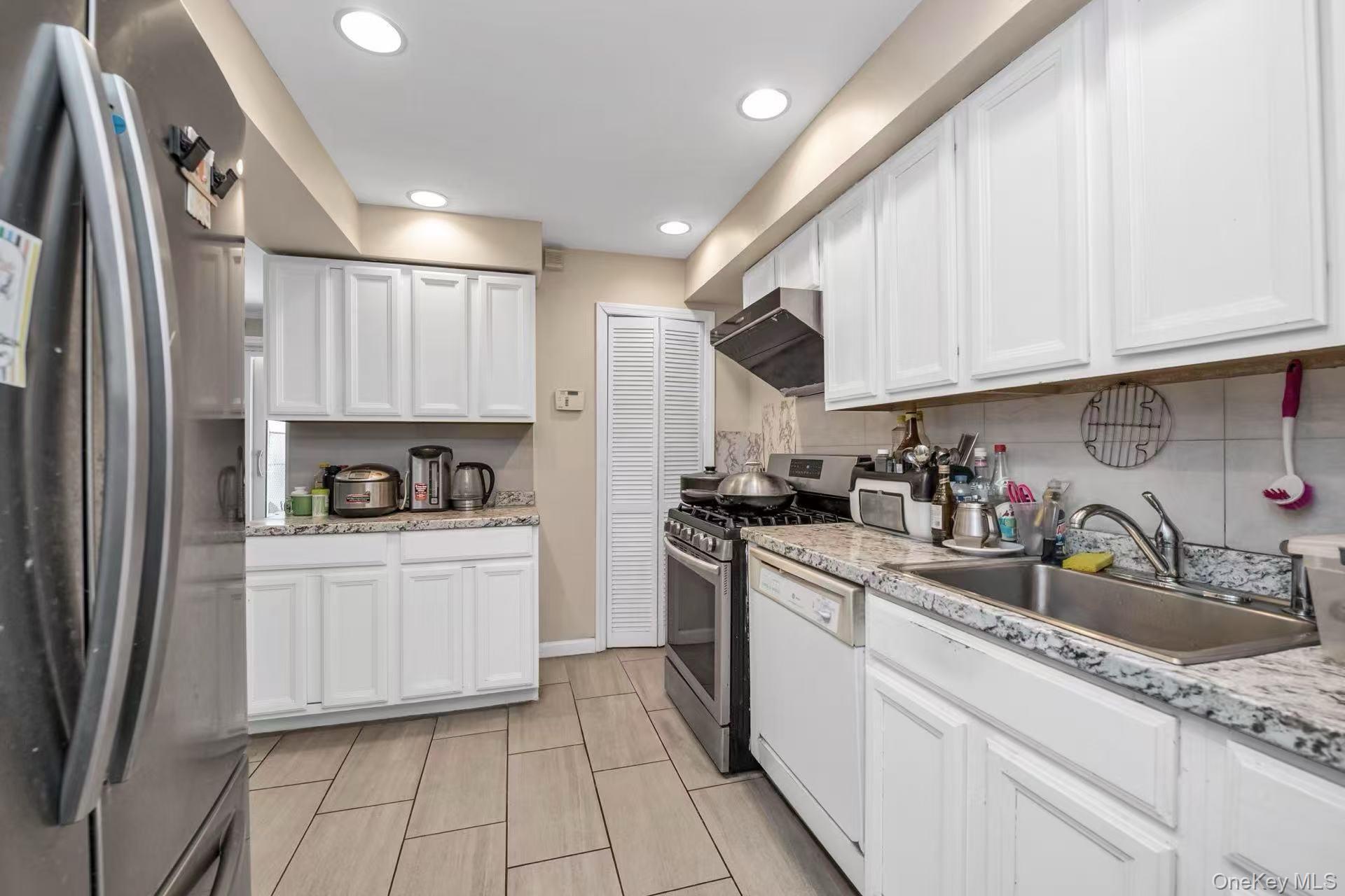 #6 photo, 13318 Centreville Street, Ozone Park , NY 11417