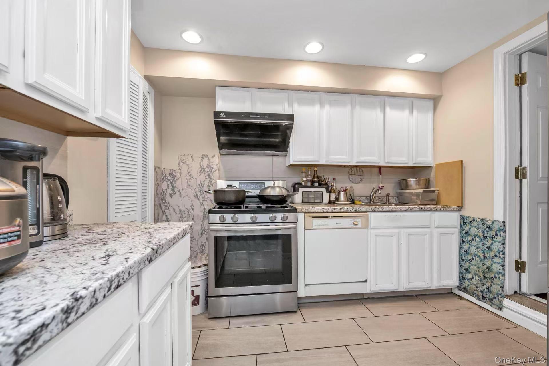 #7 photo, 13318 Centreville Street, Ozone Park , NY 11417