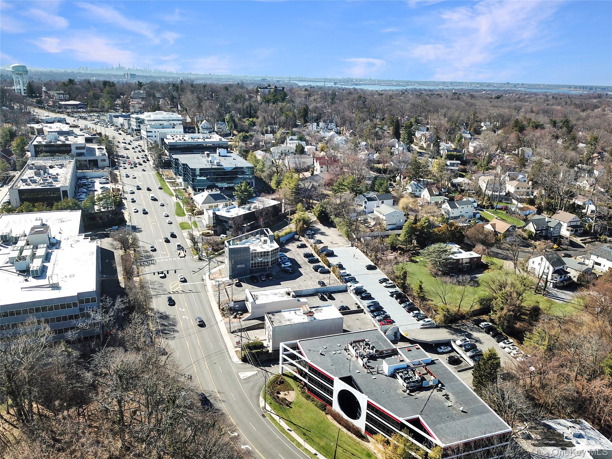 #18 photo, 11 Valley View Road, Great Neck , NY 11021