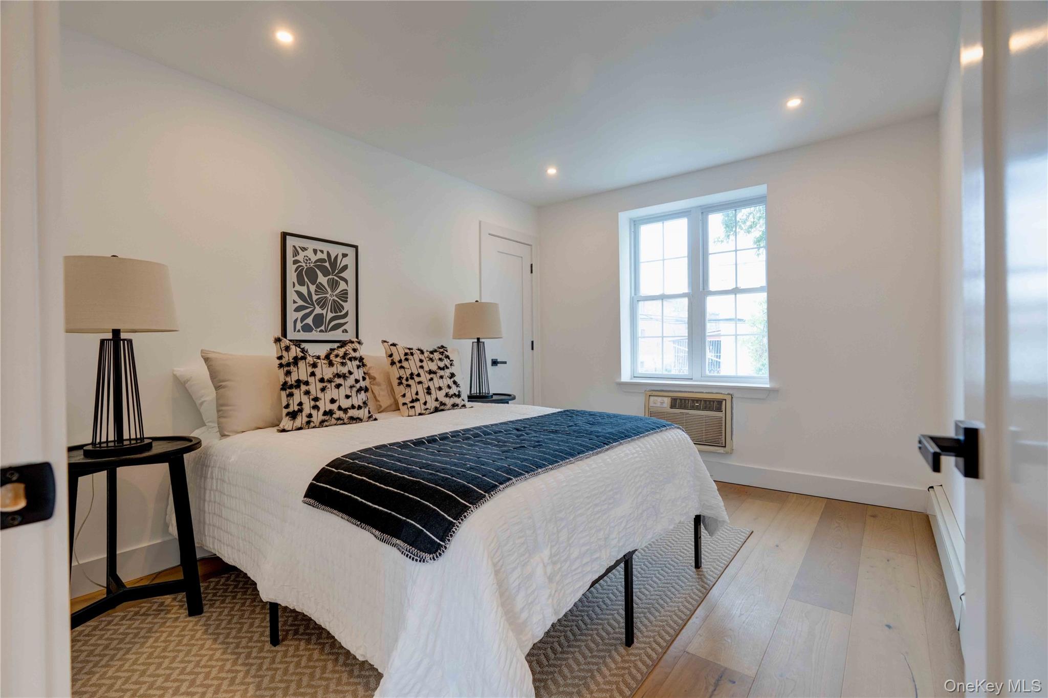 #14 photo, 1056 E 215th Street, Bronx , NY 10469