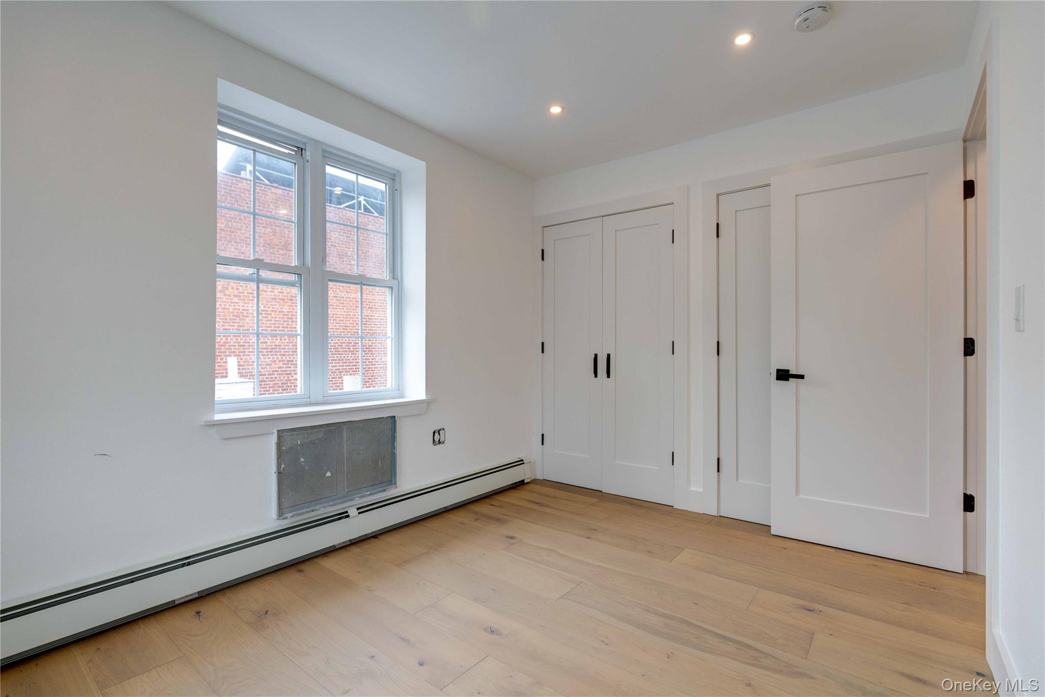 #17 photo, 1056 E 215th Street, Bronx , NY 10469