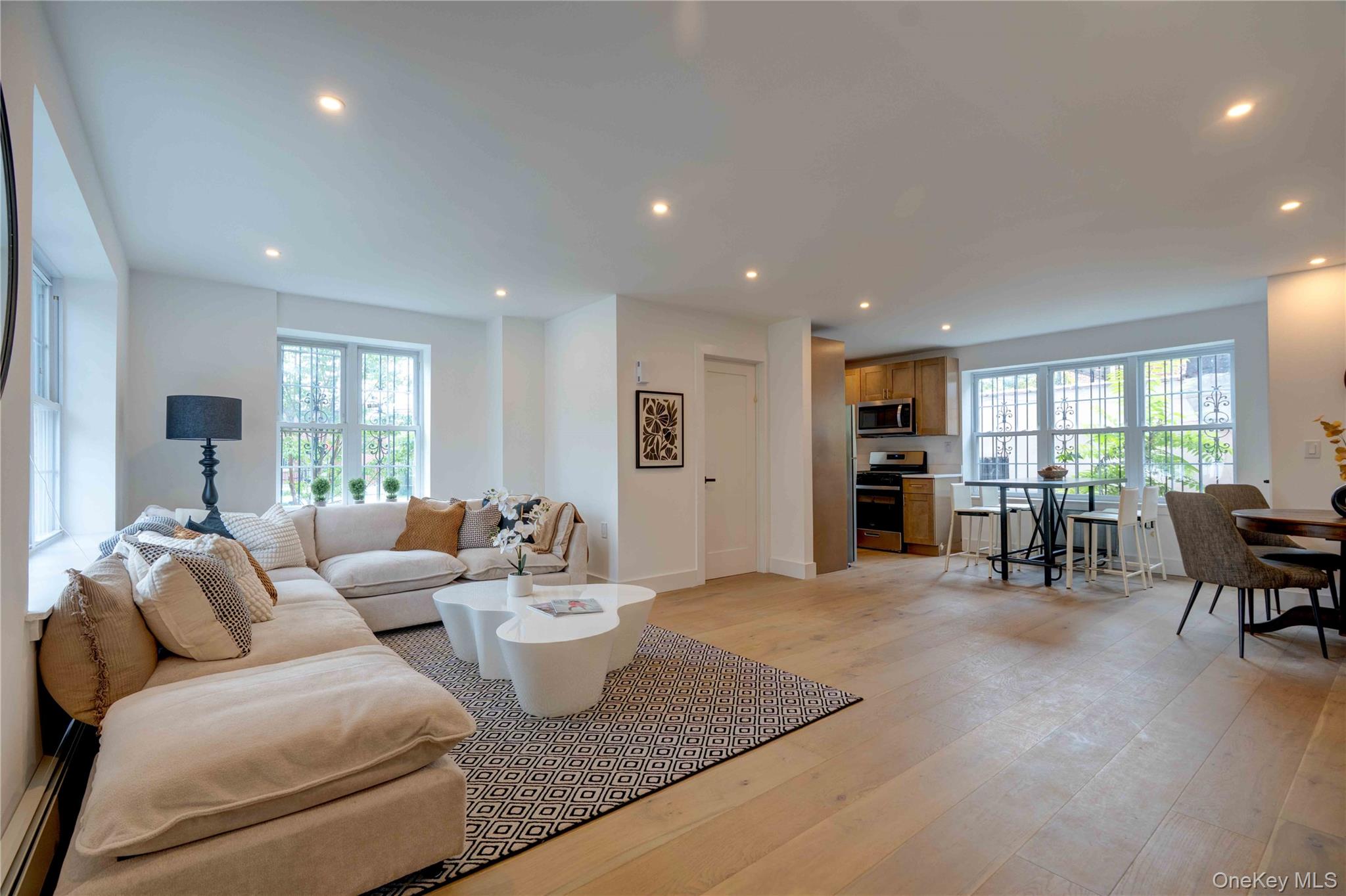 #2 photo, 1056 E 215th Street, Bronx , NY 10469