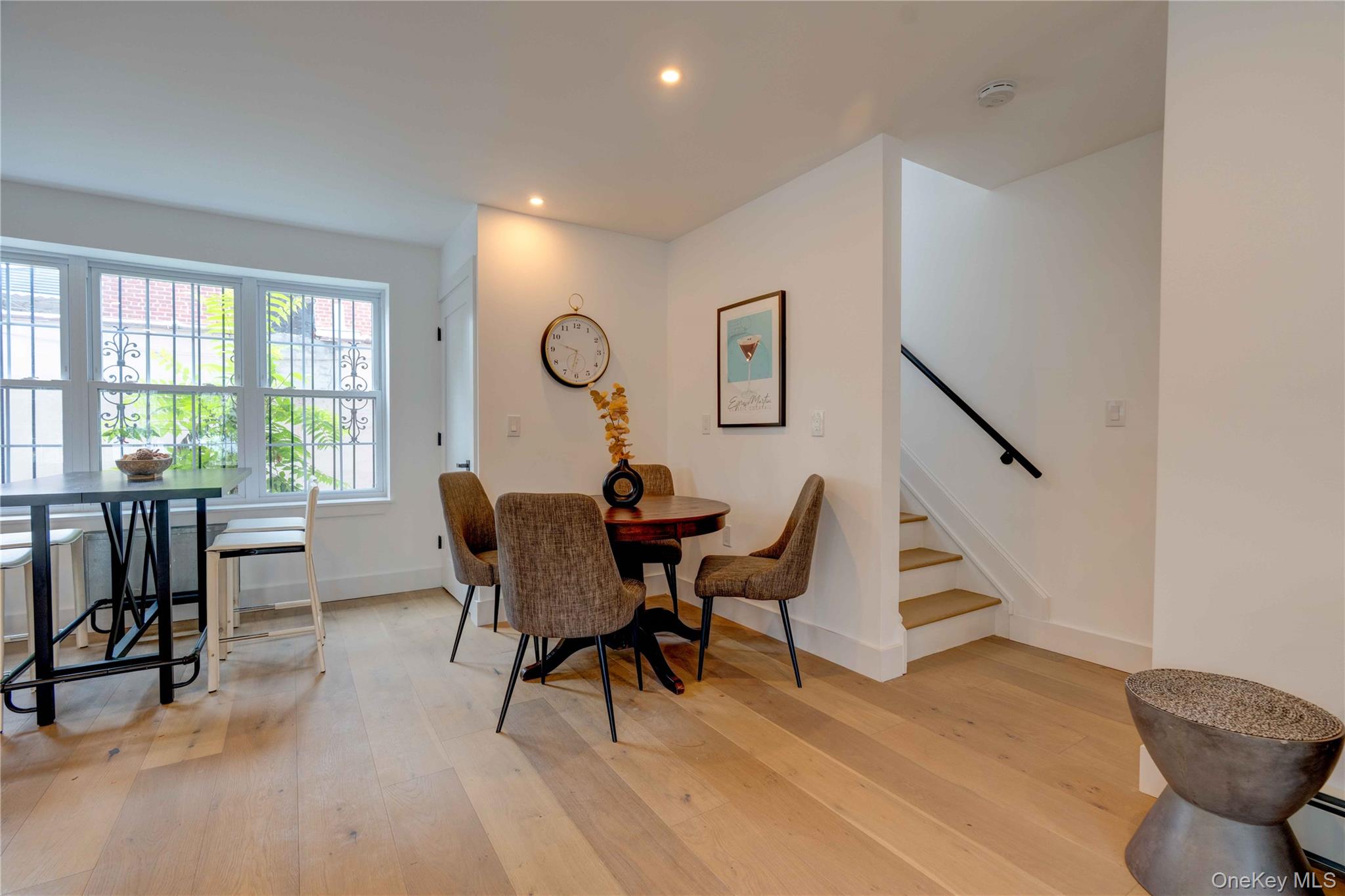 #4 photo, 1056 E 215th Street, Bronx , NY 10469