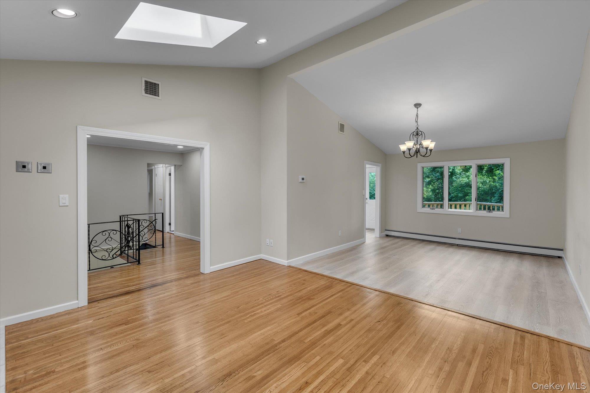 #8 photo, 385 Salem Court, Hauppauge , NY 11788