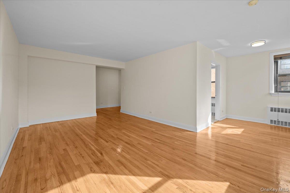 #3 photo, 3260 Netherland Avenue, Bronx , NY 10463