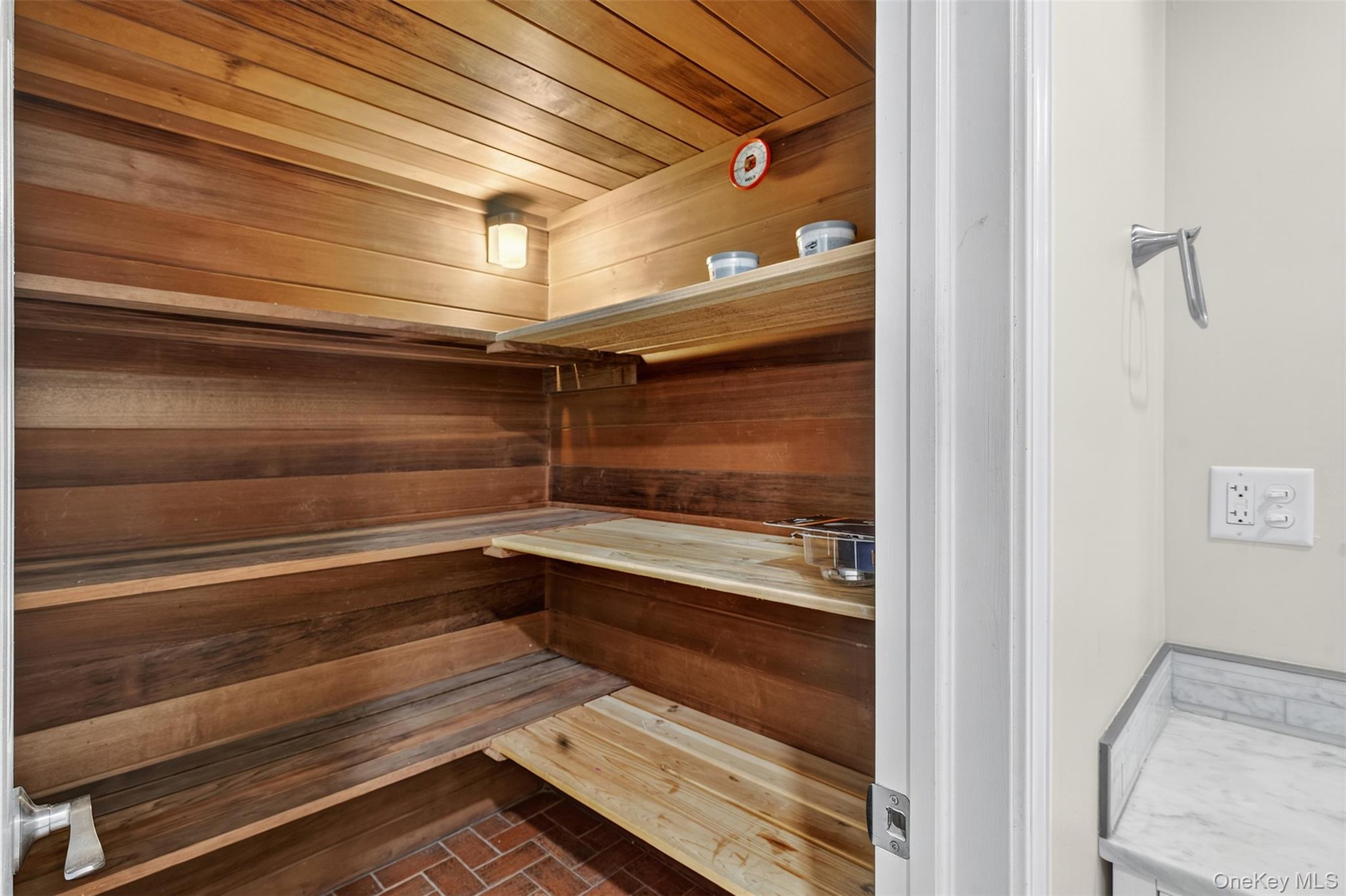 #12 photo, 3 Hudson Bluff Circle, Marlboro , NY 12542