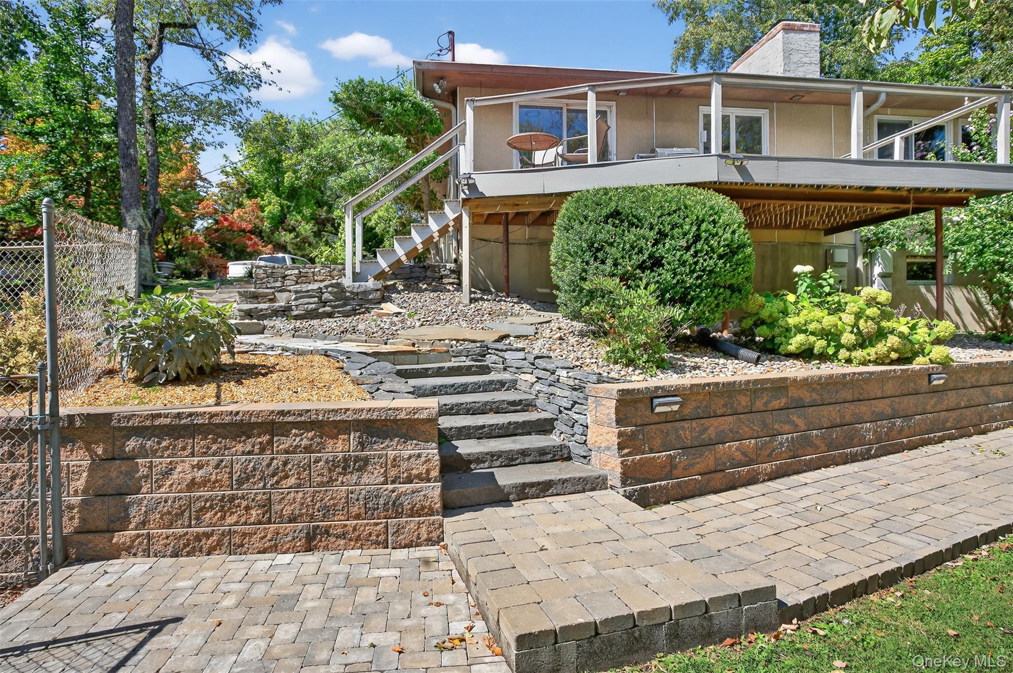 #2 photo, 3 Hudson Bluff Circle, Marlboro , NY 12542