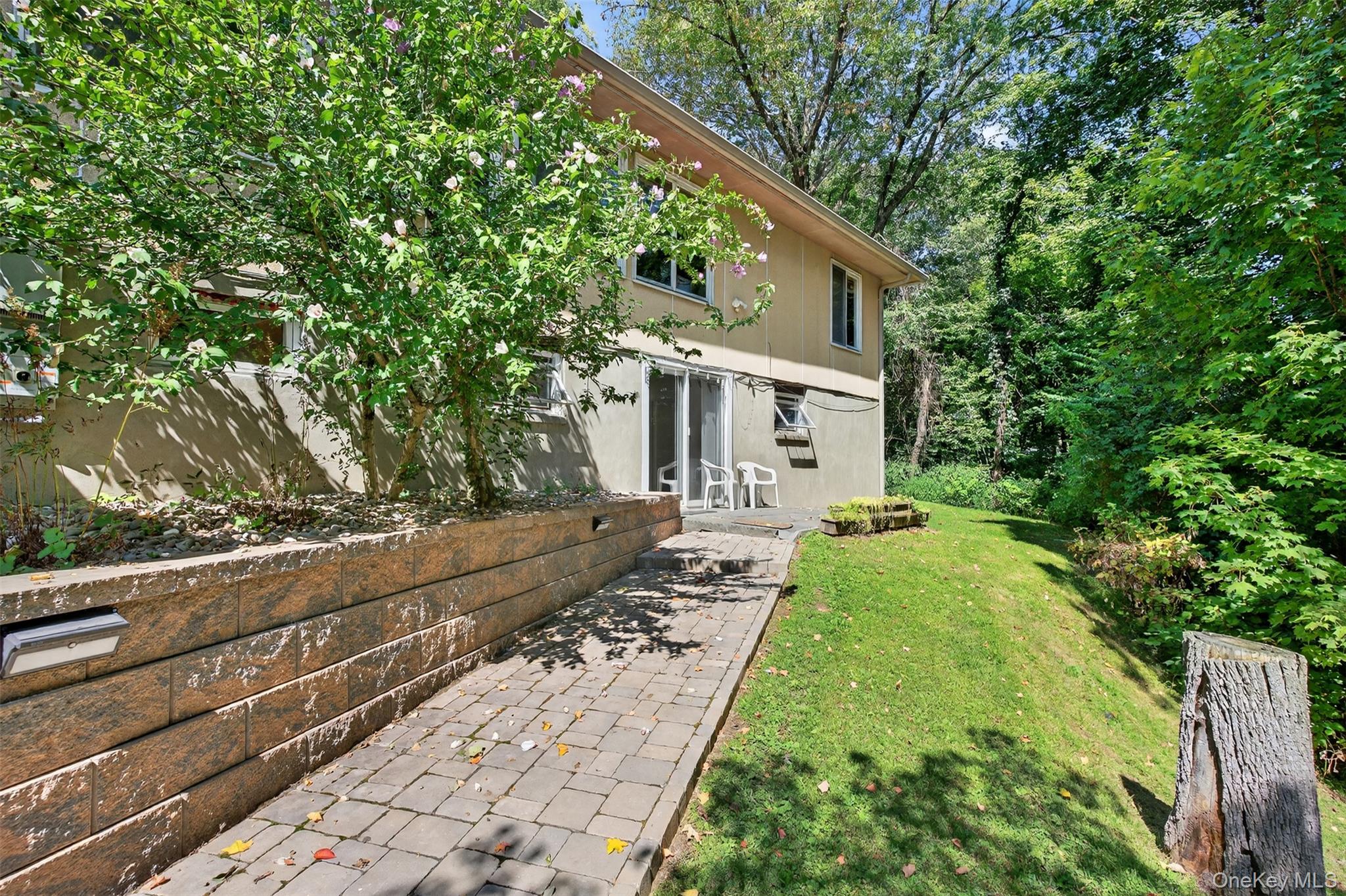 #3 photo, 3 Hudson Bluff Circle, Marlboro , NY 12542