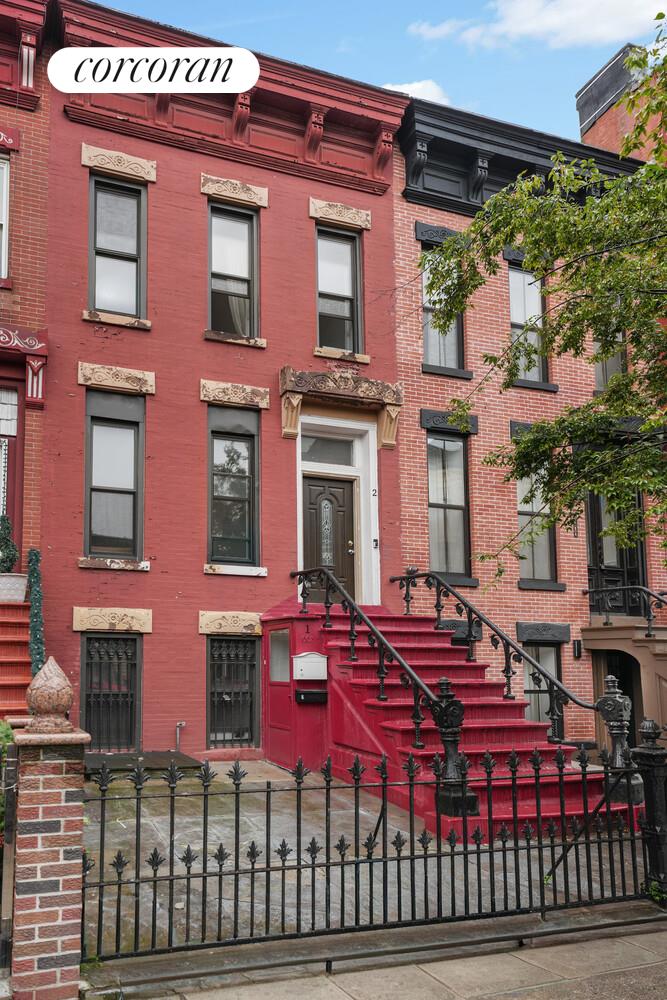 #3 photo, 1002 PUTNAM Avenue, Stuyvesant Heights , NY 11221