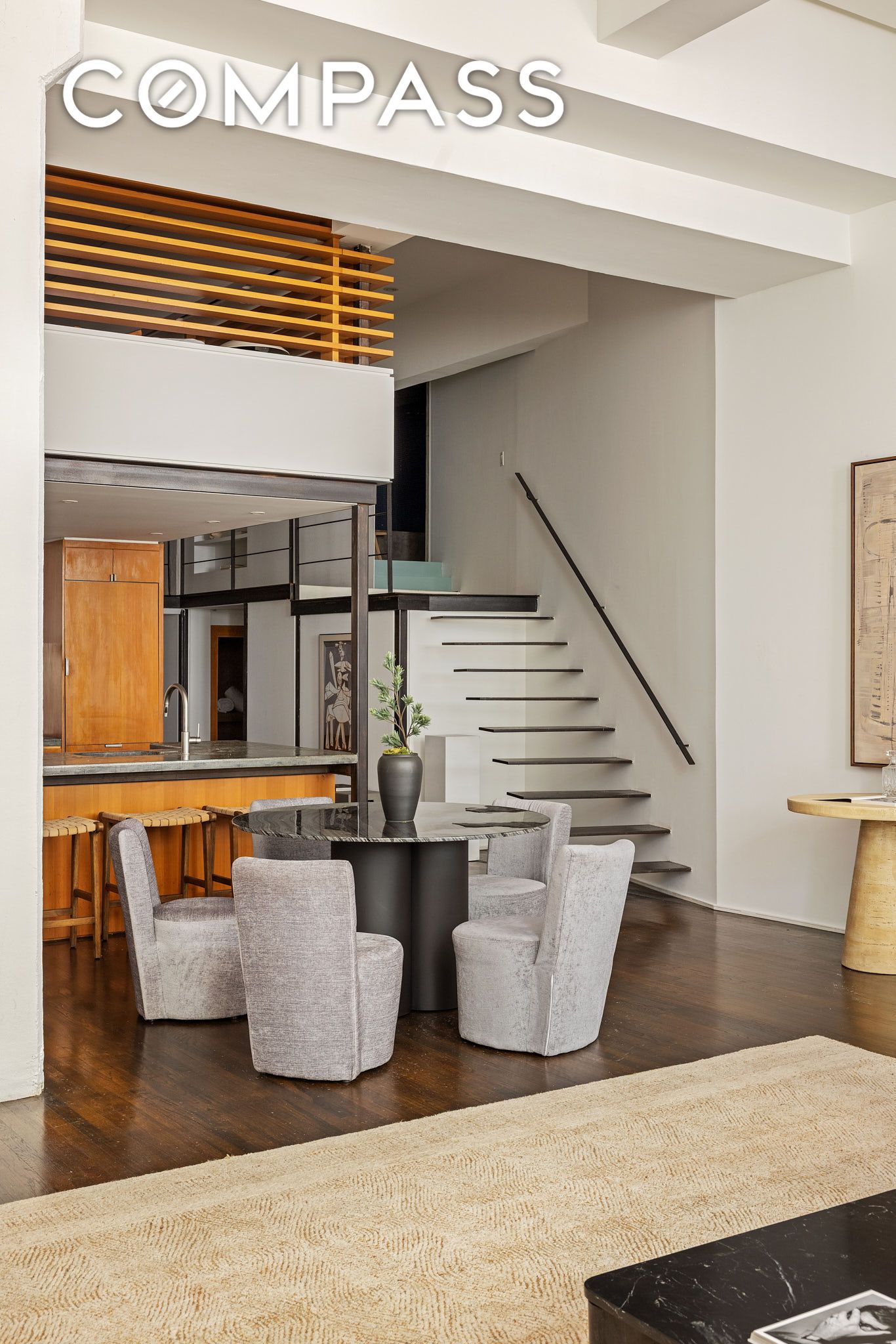 #8 photo, 377 W 11th Street, West Village , NY 10014