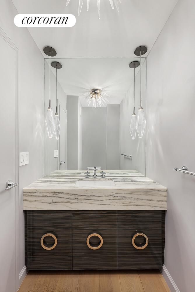 #13 photo, 200 E 62ND Street, マンハッタン Lenox Hill , NY 10065