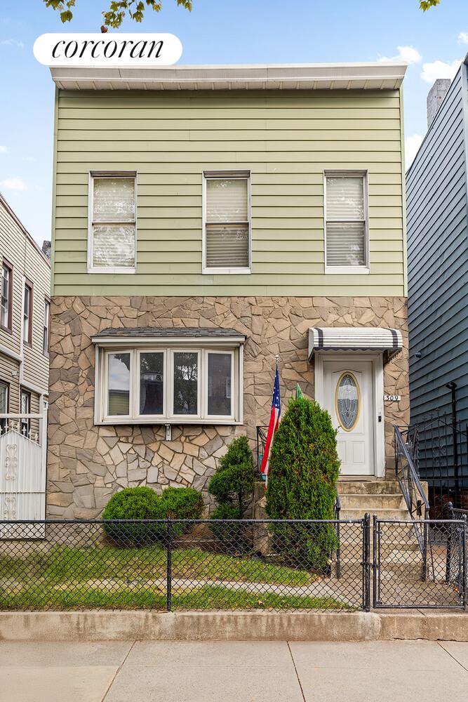 #1 photo, 309 GREENWOOD Avenue, ब्रुकलीन Windsor Terrace , NY 11218