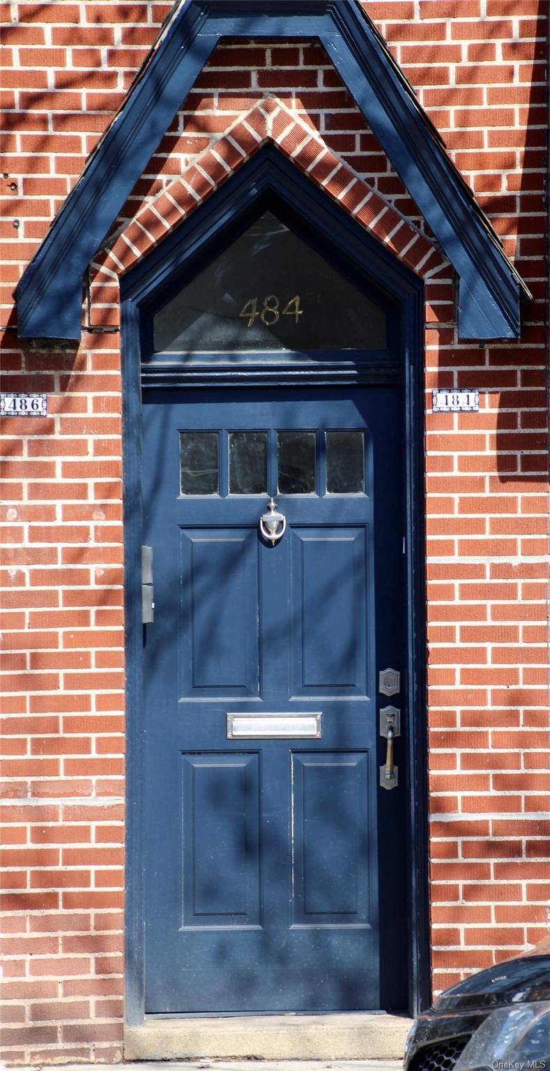 #1 photo, 484 Plandome Road, Manhasset , NY 11030