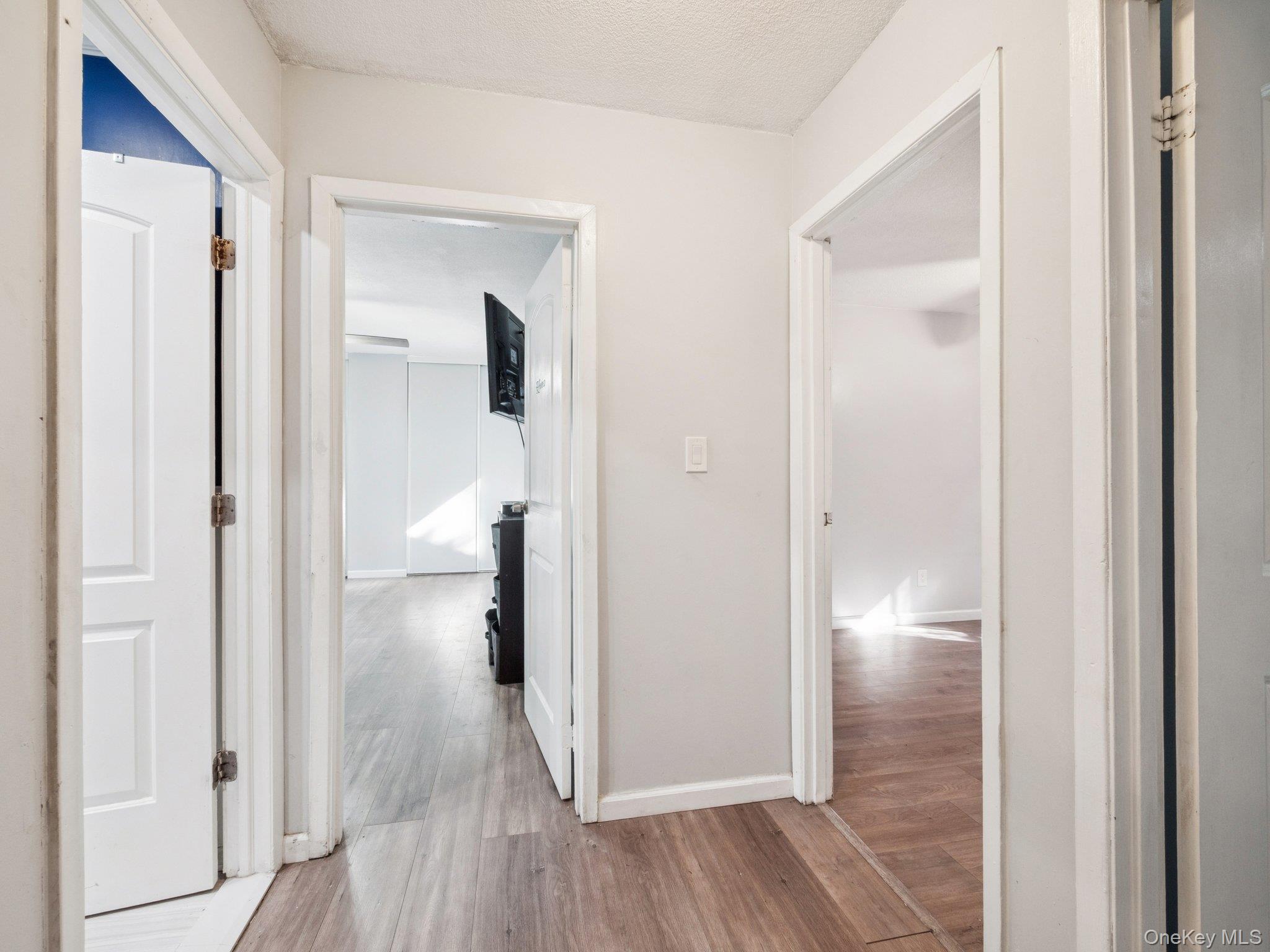 #14 photo, 203 Springmeadow Drive, Holbrook , NY 11741