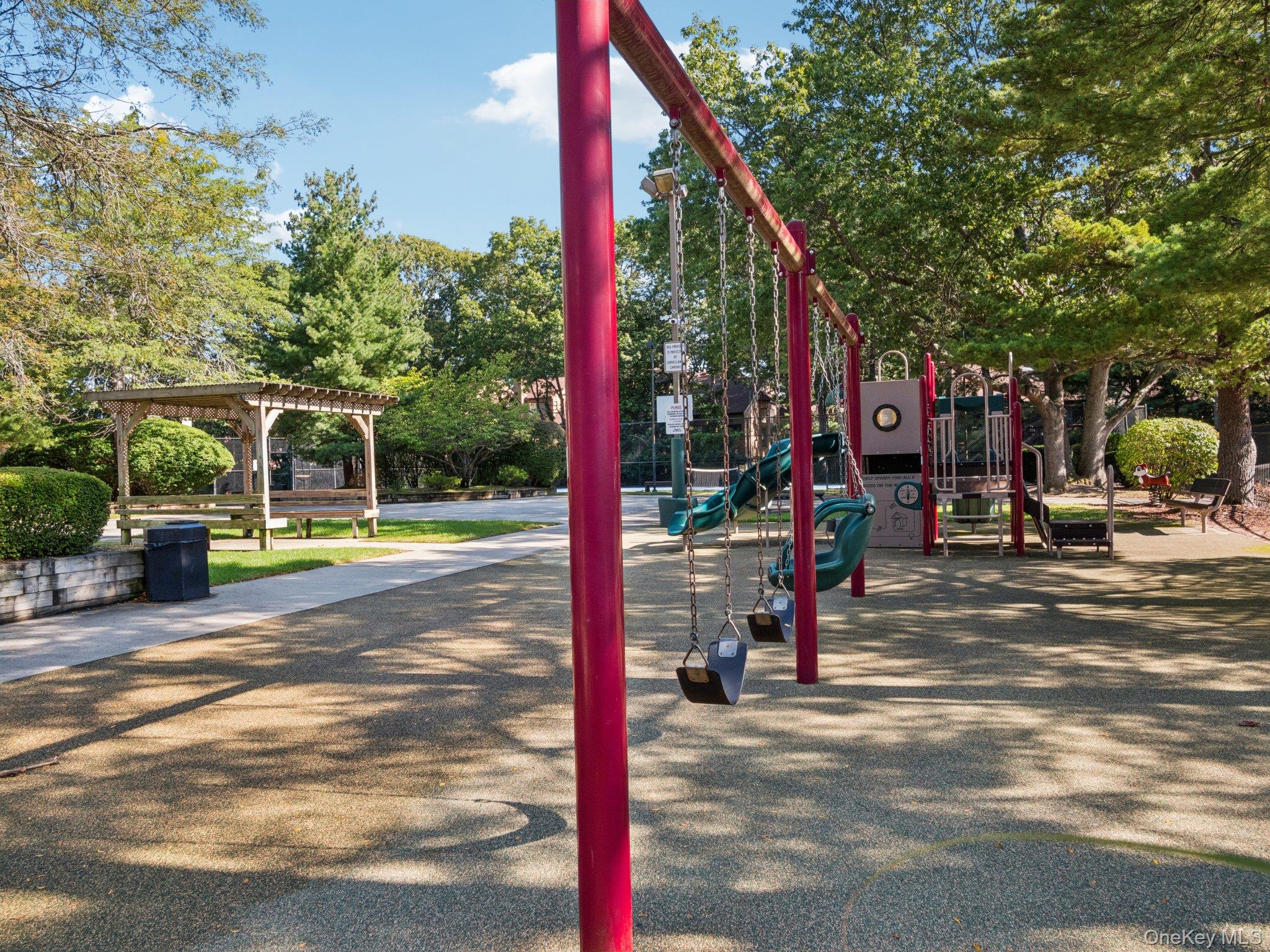 #18 photo, 203 Springmeadow Drive, Holbrook , NY 11741