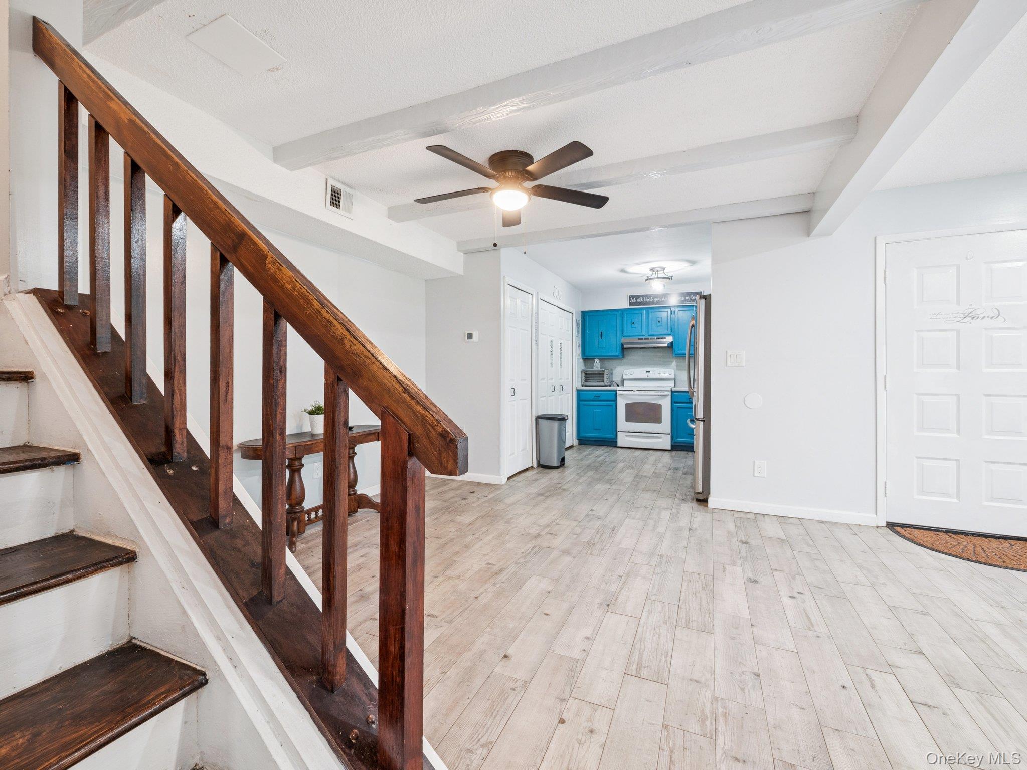 #5 photo, 203 Springmeadow Drive, Holbrook , NY 11741