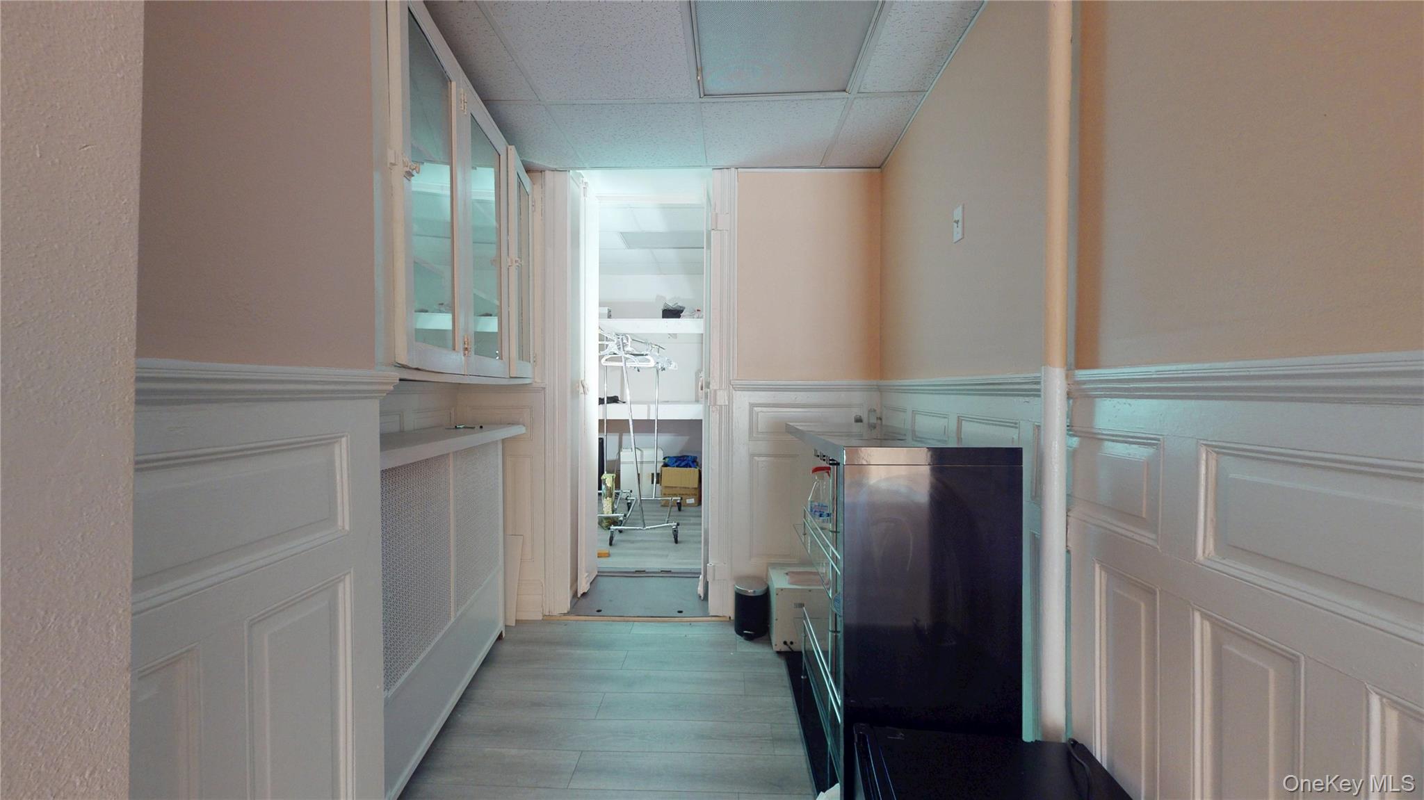 #16 photo, 42 W Main Street, サフォーク郡 Riverhead , NY 11901