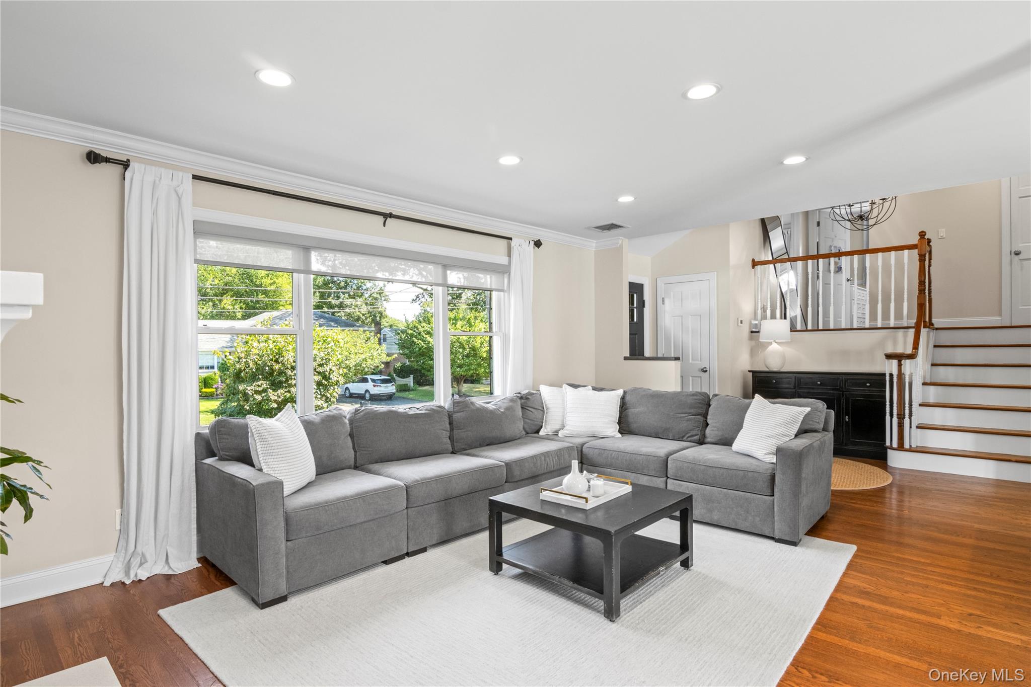 #7 photo, 7 Driftwood Drive, Glen Cove , NY 11542