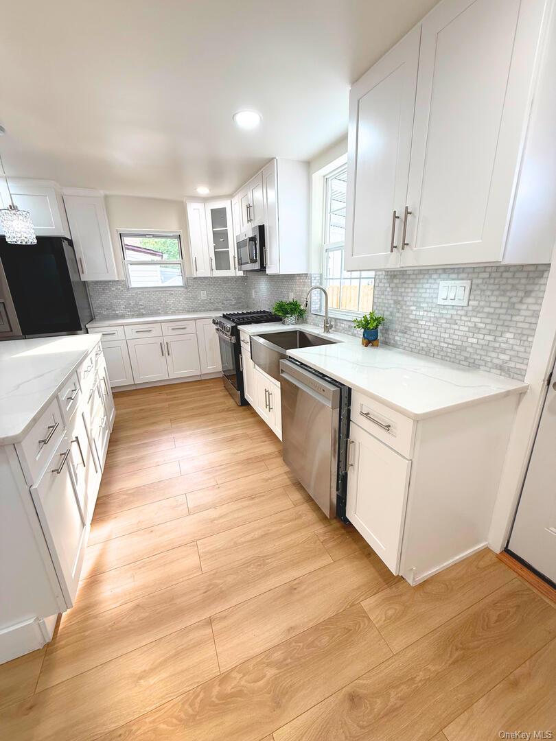 #5 photo, 167-17 Linden Blvd, Jamaica , NY 11434