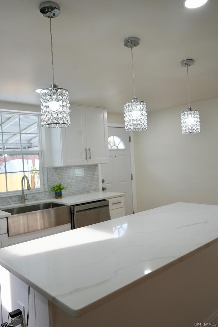 #6 photo, 167-17 Linden Blvd, Jamaica , NY 11434