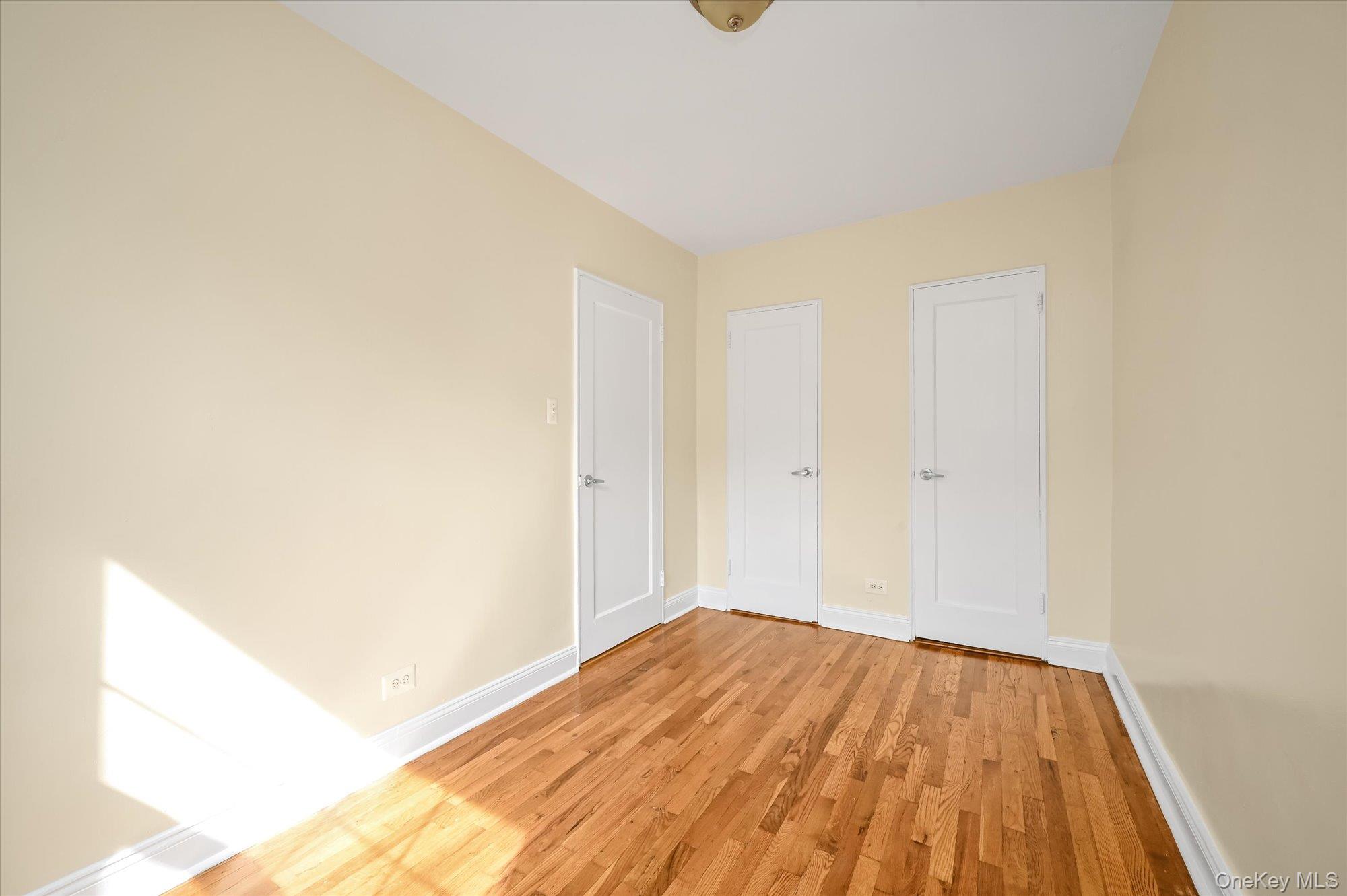 #15 photo, 134-08 Jewel Avenue, クイーンズ区 Flushing , NY 11367