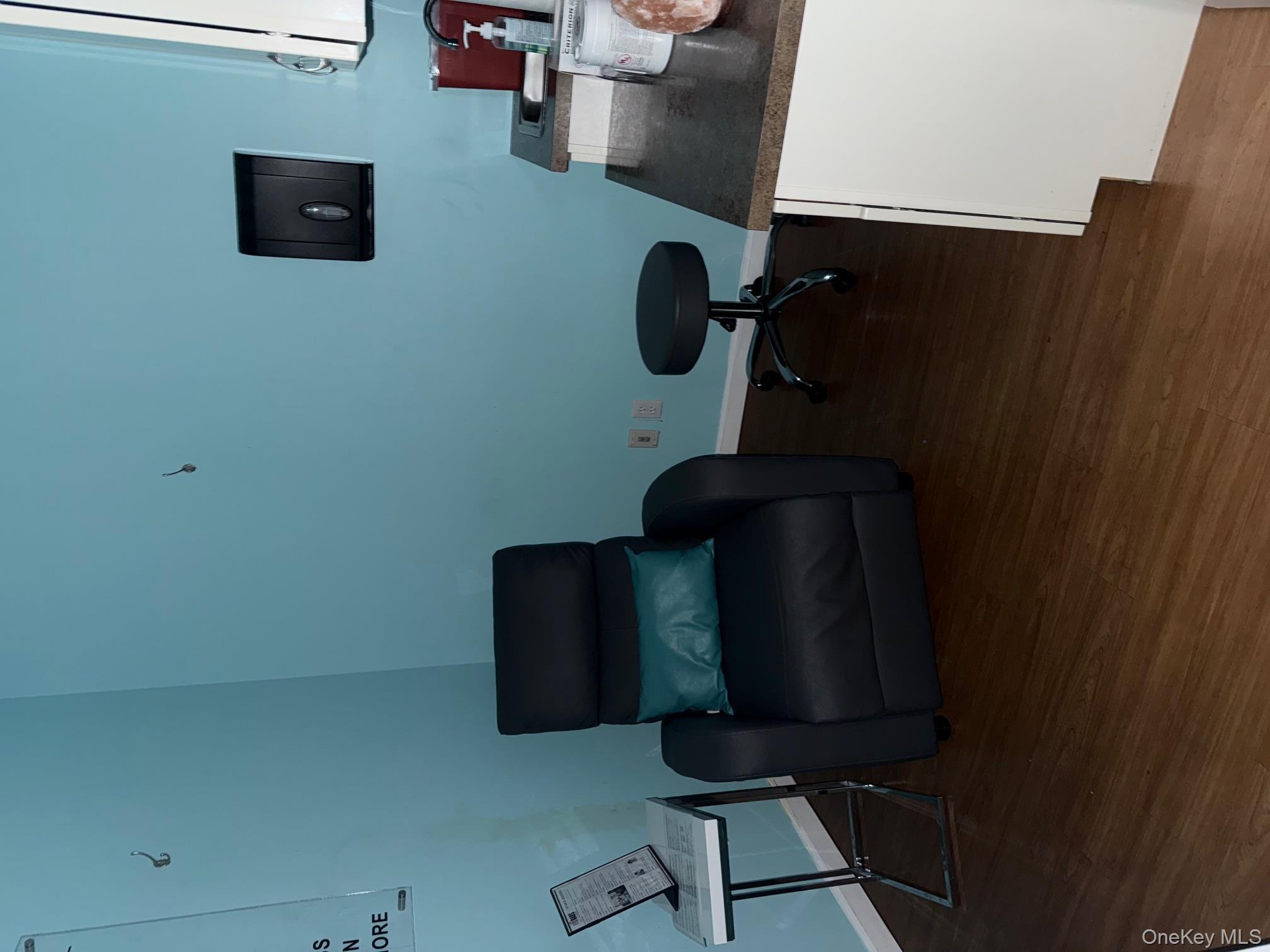 #11 photo, 351 Fort Salonga Road, Northport , NY 11768