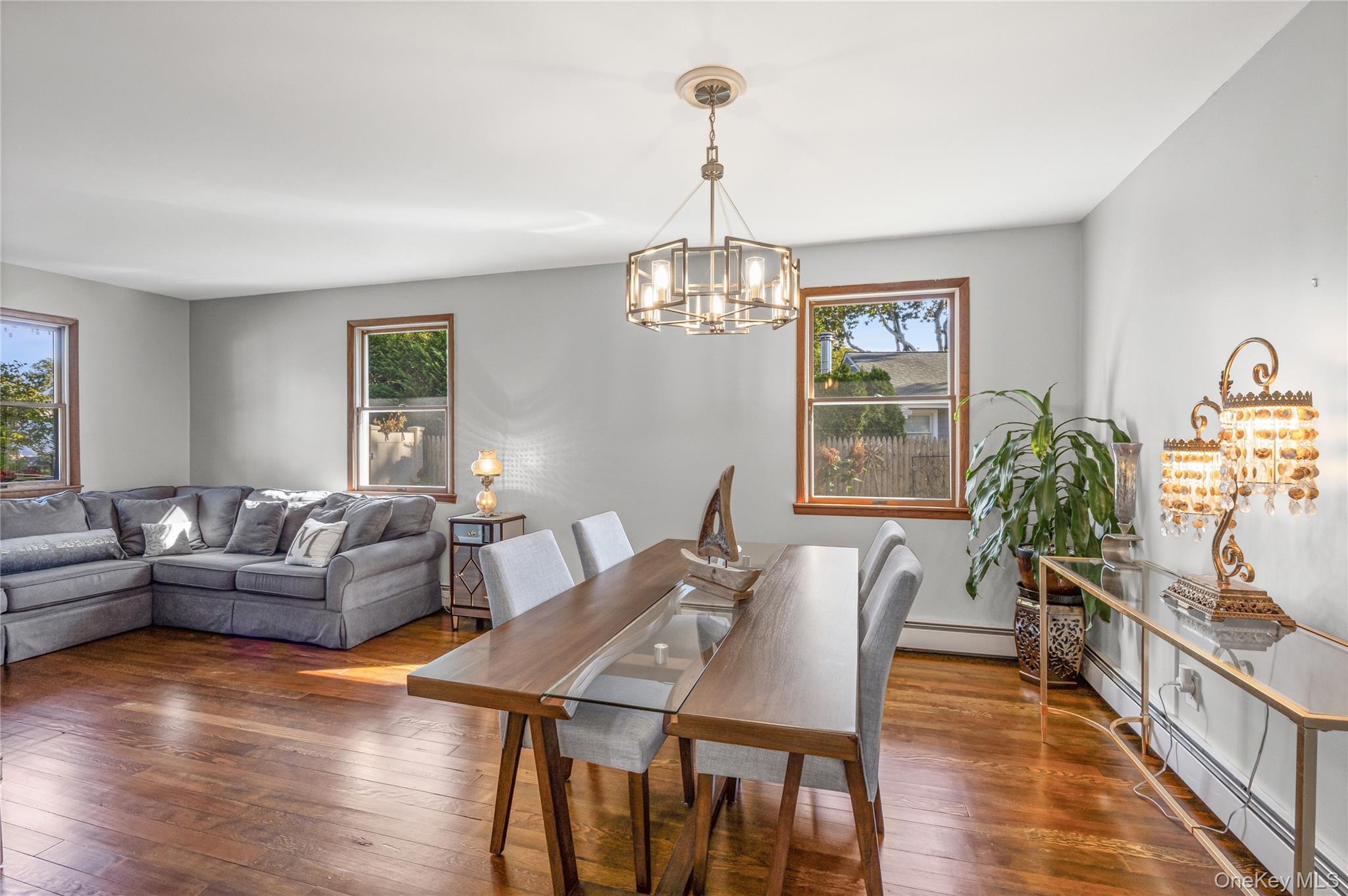 #13 photo, 10 S Old Neck Road, サフォーク郡 Center Moriches , NY 11934