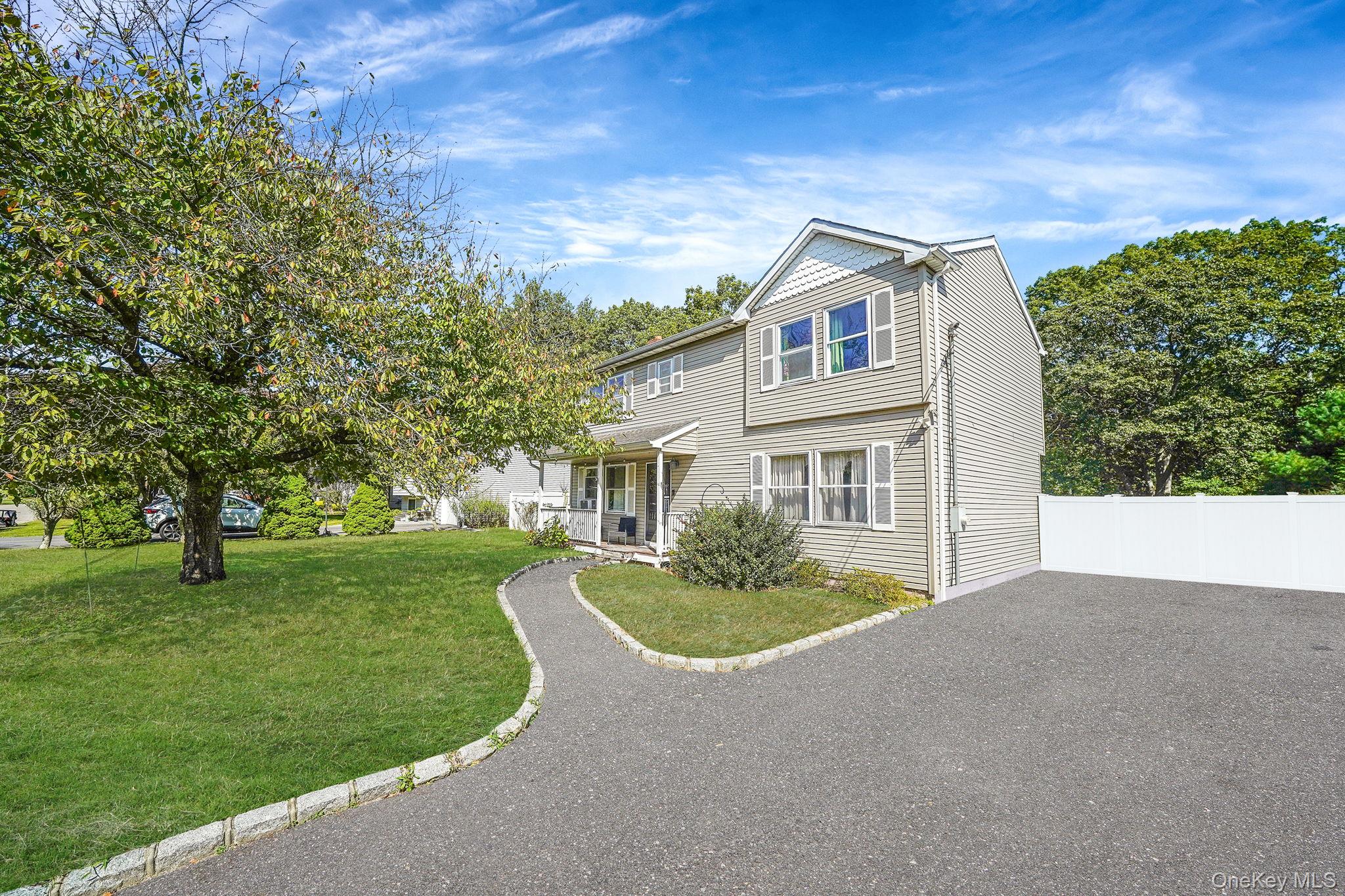 #1 photo, 35 Maple Avenue, Bellport , NY 11713