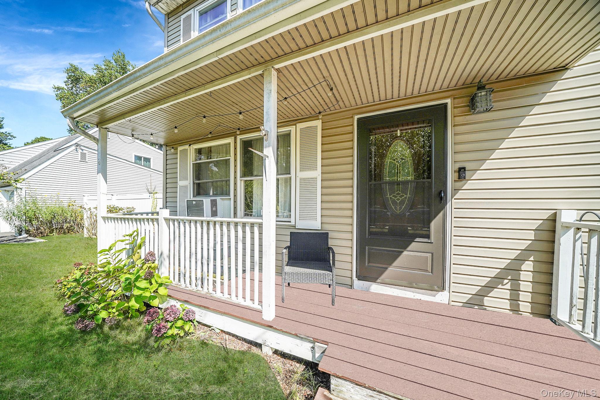 #4 photo, 35 Maple Avenue, Bellport , NY 11713