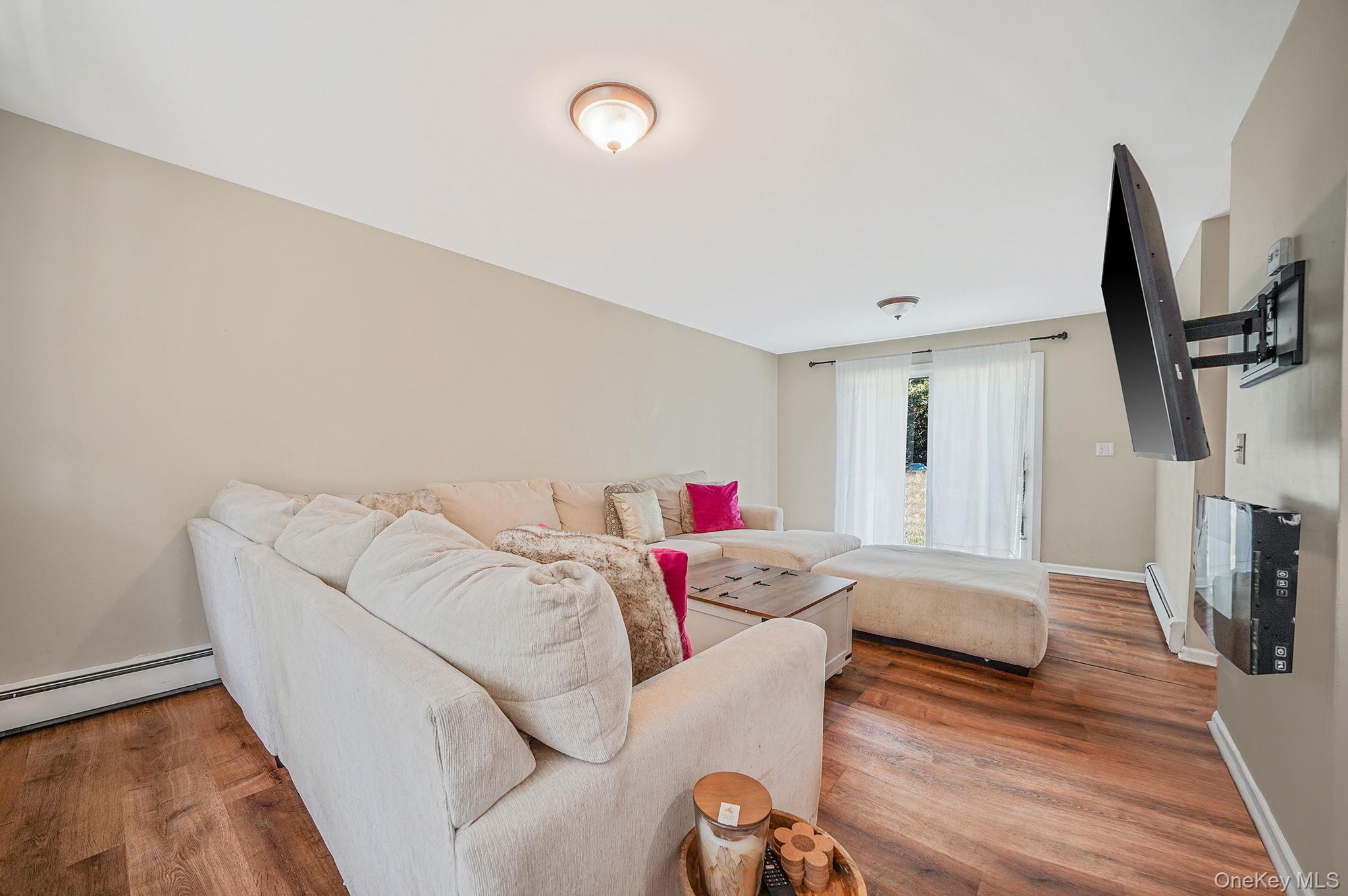 #5 photo, 35 Maple Avenue, Bellport , NY 11713