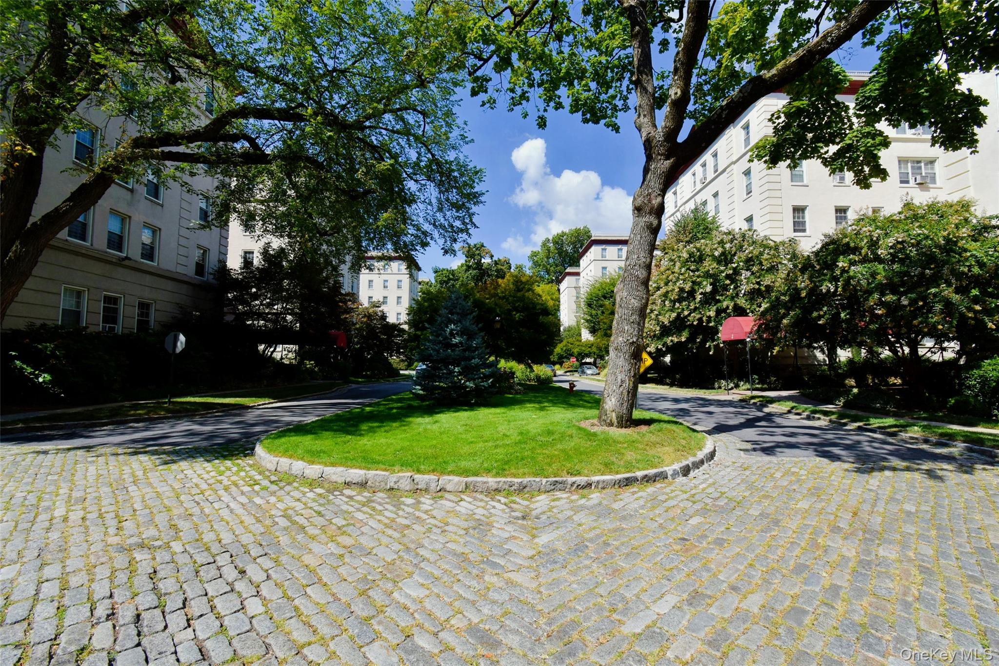 #17 photo, 4 Park Lane, Mount Vernon , NY 10552