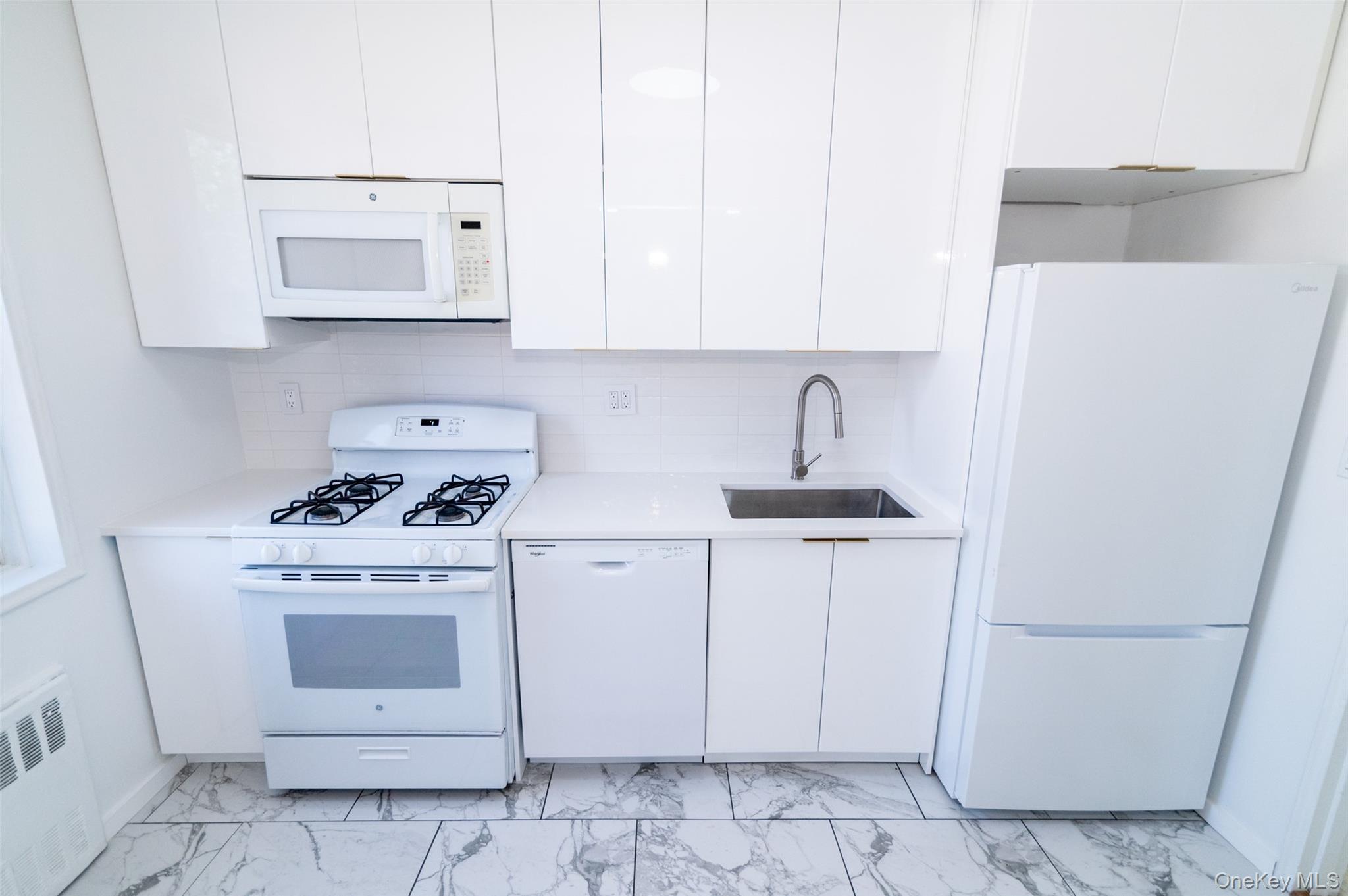 #9 photo, 1 Sadore Lane, Yonkers , NY 10710