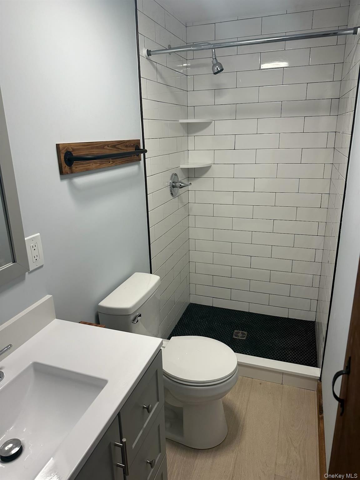 #11 photo, 10 Chevy Chase Road, サフォーク郡 Hampton Bays , NY 11946