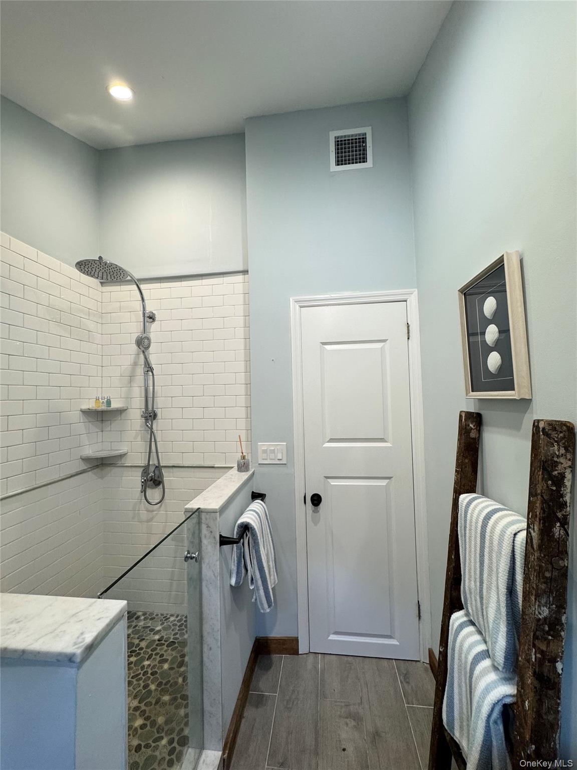 #9 photo, 10 Chevy Chase Road, サフォーク郡 Hampton Bays , NY 11946