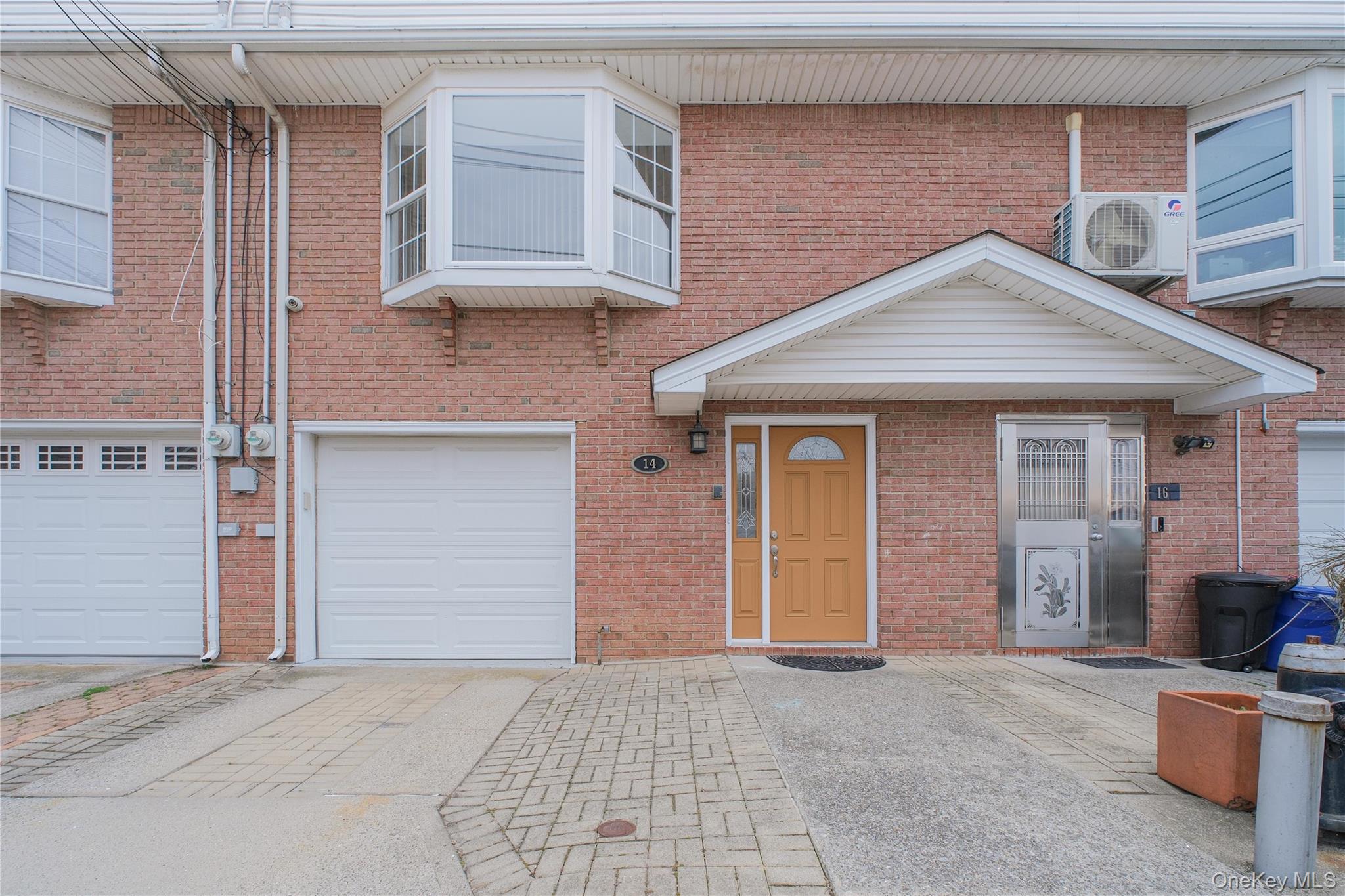 #1 photo, 14 Ragazzi Ln, スタテンアイランド Staten Island , NY 10305