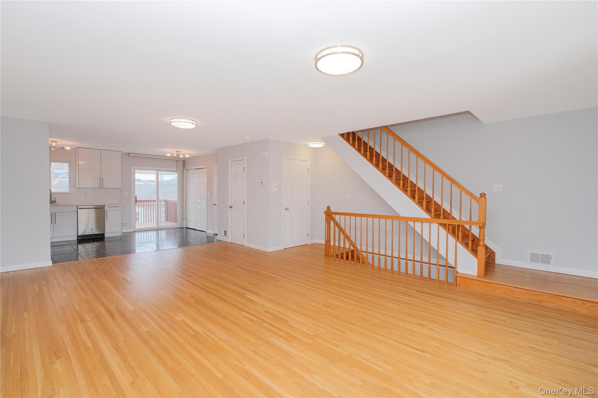 #5 photo, 14 Ragazzi Ln, スタテンアイランド Staten Island , NY 10305