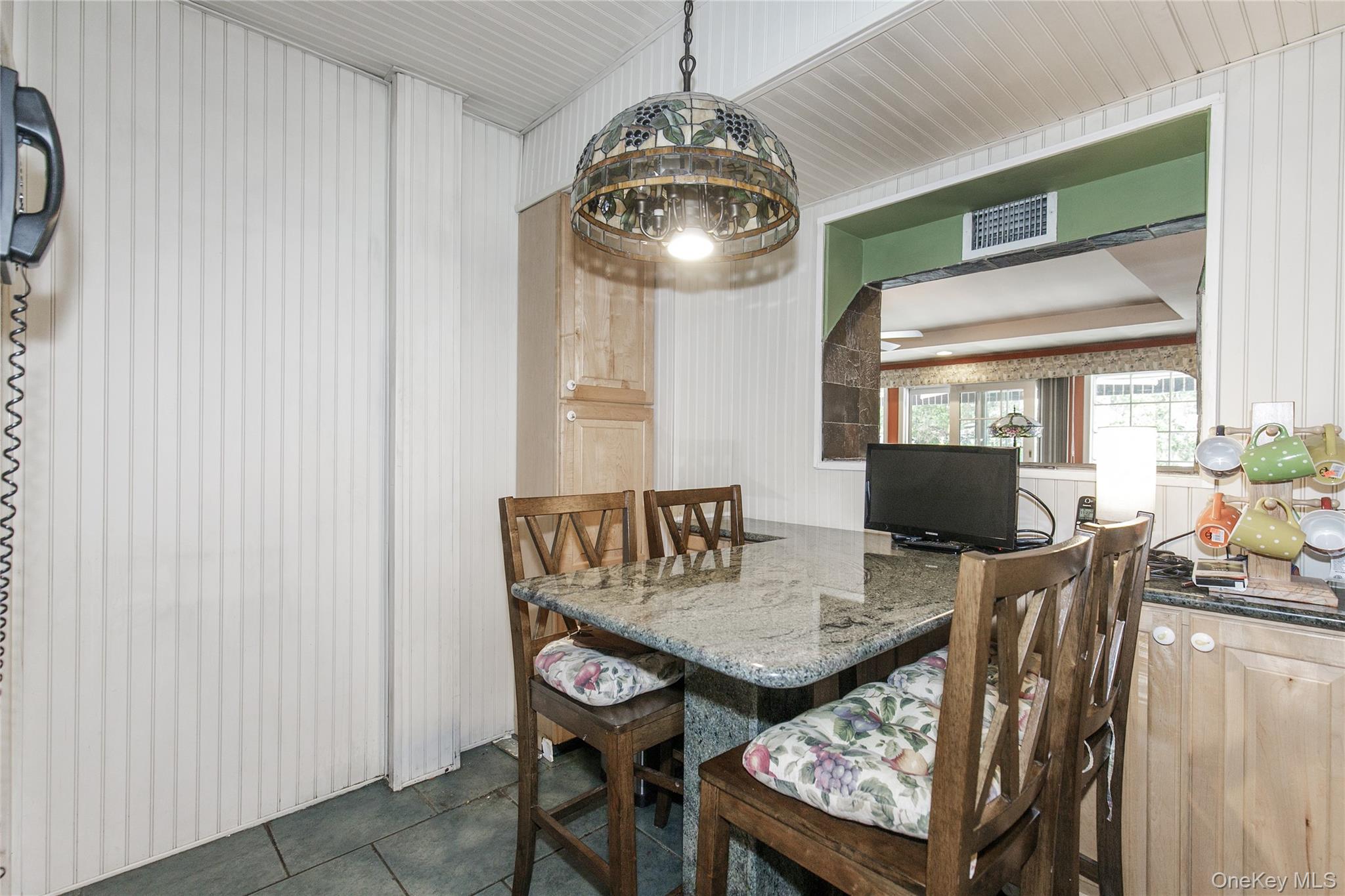 #11 photo, 548 E State Street, Long Beach , NY 11561