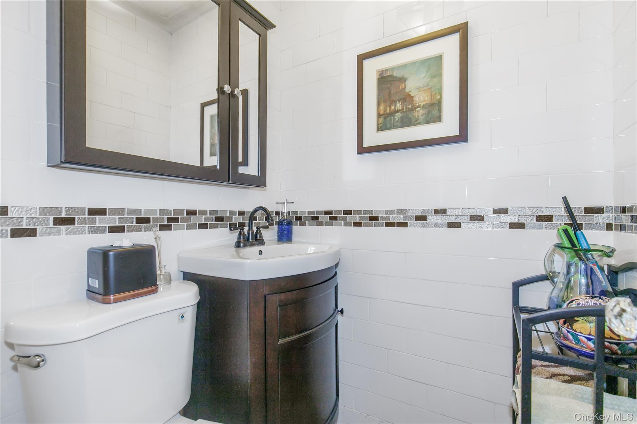 #12 photo, 548 E State Street, Long Beach , NY 11561