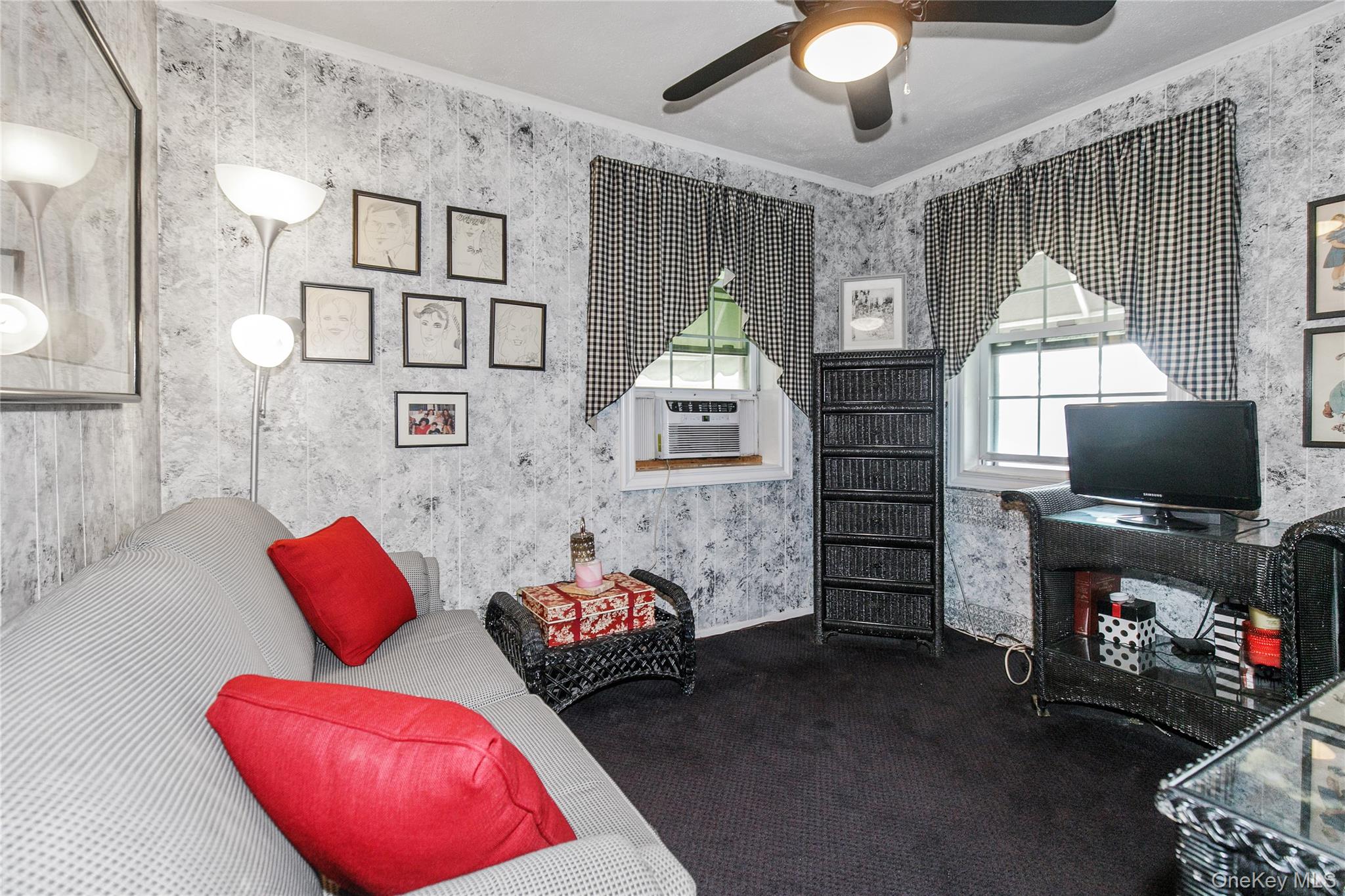 #19 photo, 548 E State Street, Long Beach , NY 11561