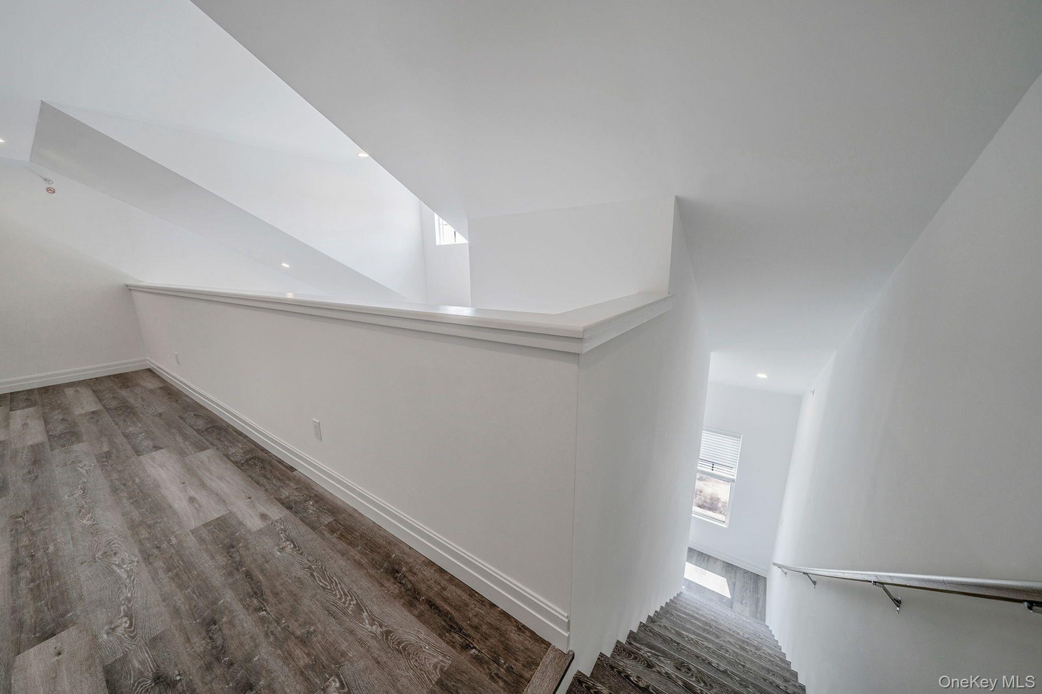 #19 photo, 104 Dover Street, サフォーク郡 Central Islip , NY 11722