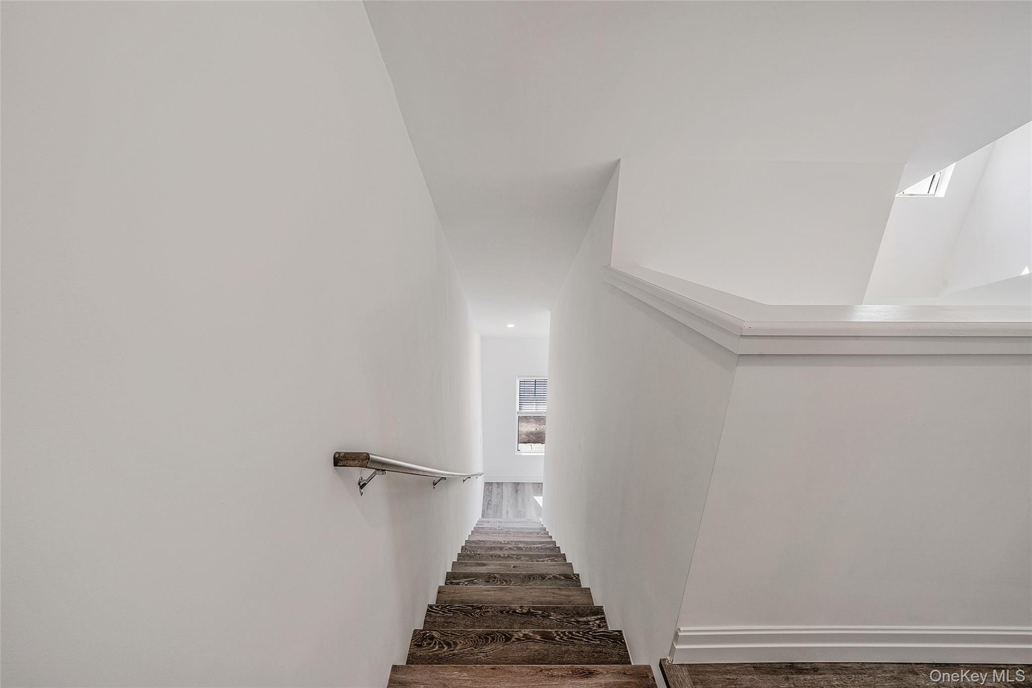 #17 photo, 102 Dover Street, サフォーク郡 Central Islip , NY 11722