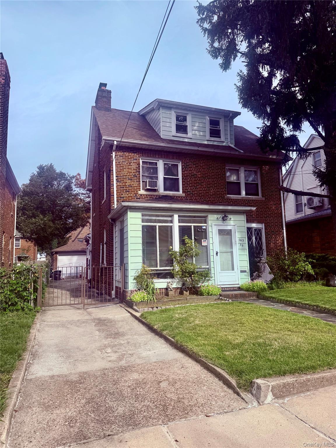 #1 photo, 14335 Poplar Avenue, 法拉盛 Flushing , NY 11355