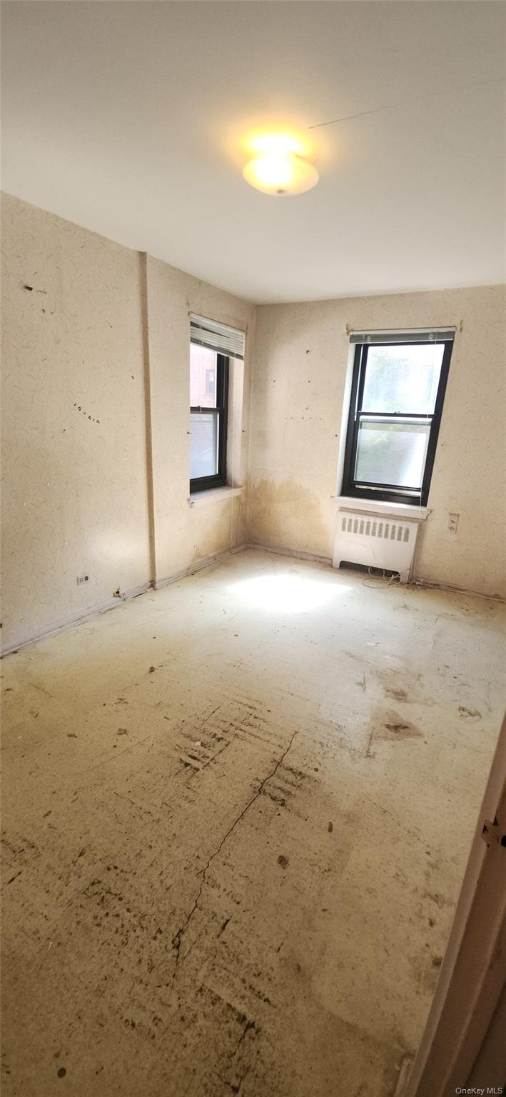 #7 photo, 90-08 32 Avenue, East Elmhurst , NY 11369