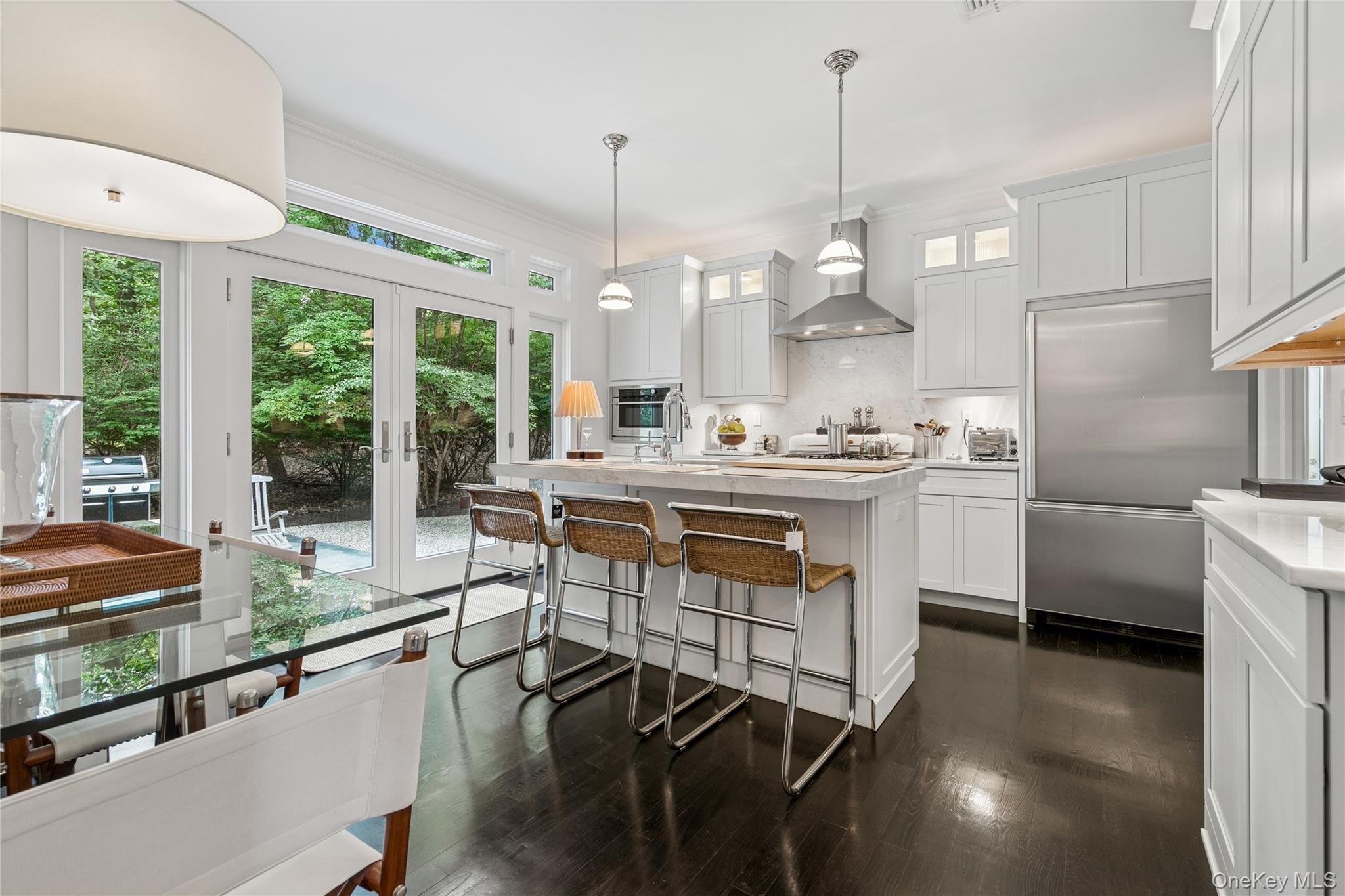 #16 photo, 38 W Meadow Road, सफ़ोक काउंटी Setauket , NY 11733