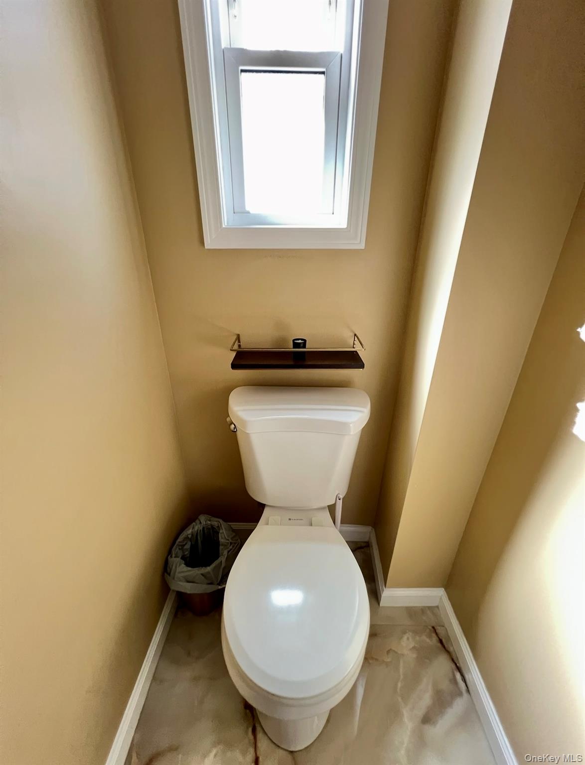 #7 photo, 5 Lawrence Avenue, Lynbrook , NY 11563