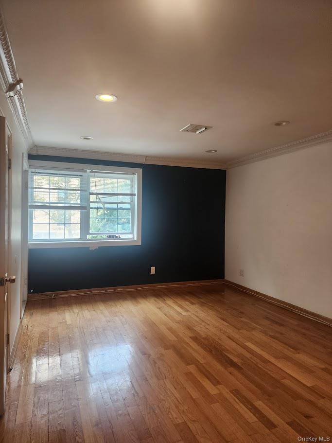 #4 photo, 11006 Colonial Avenue, Forest Hills , NY 11375