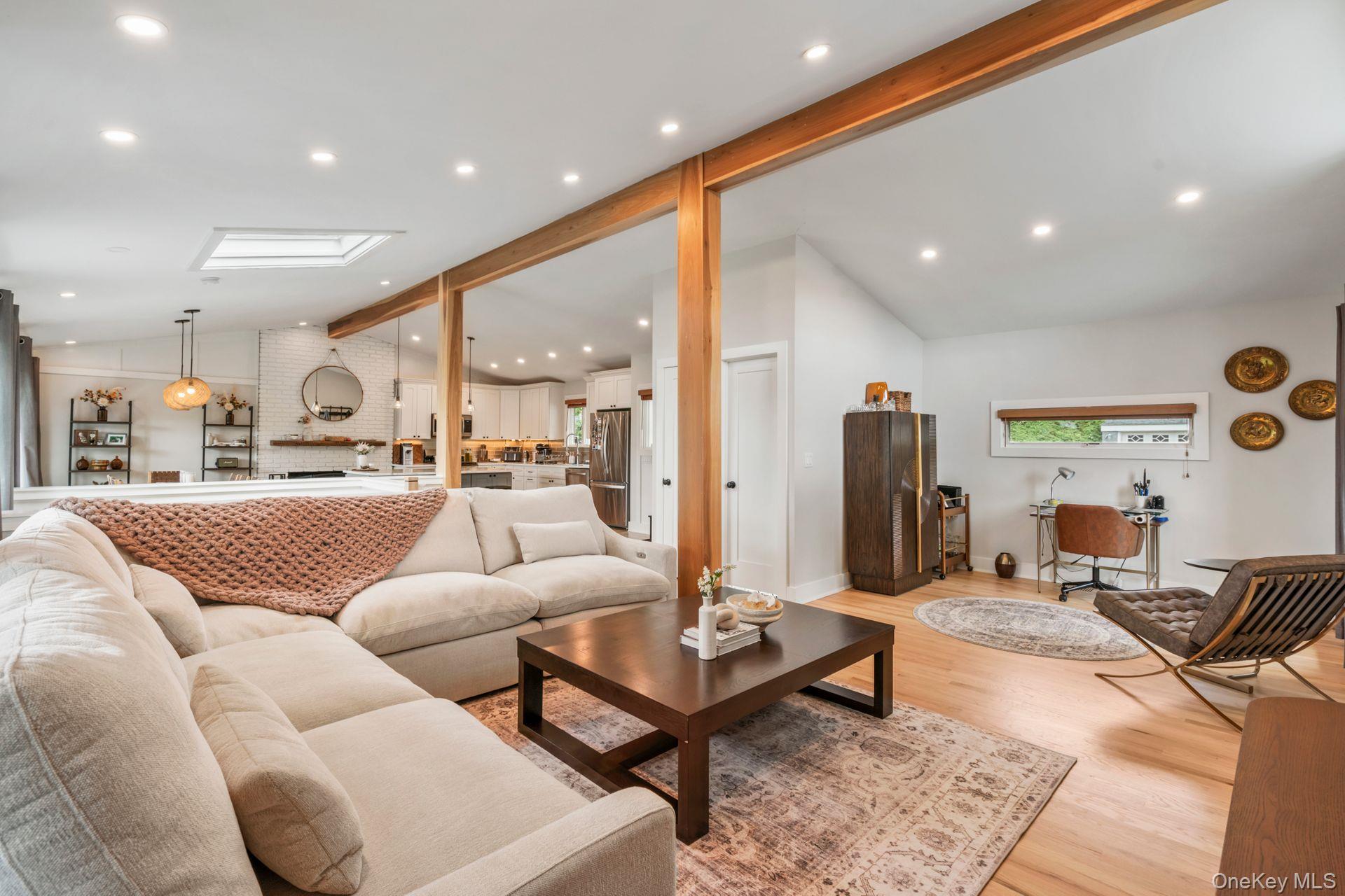 #5 photo, 175 Fox Lane, Northport , NY 11768