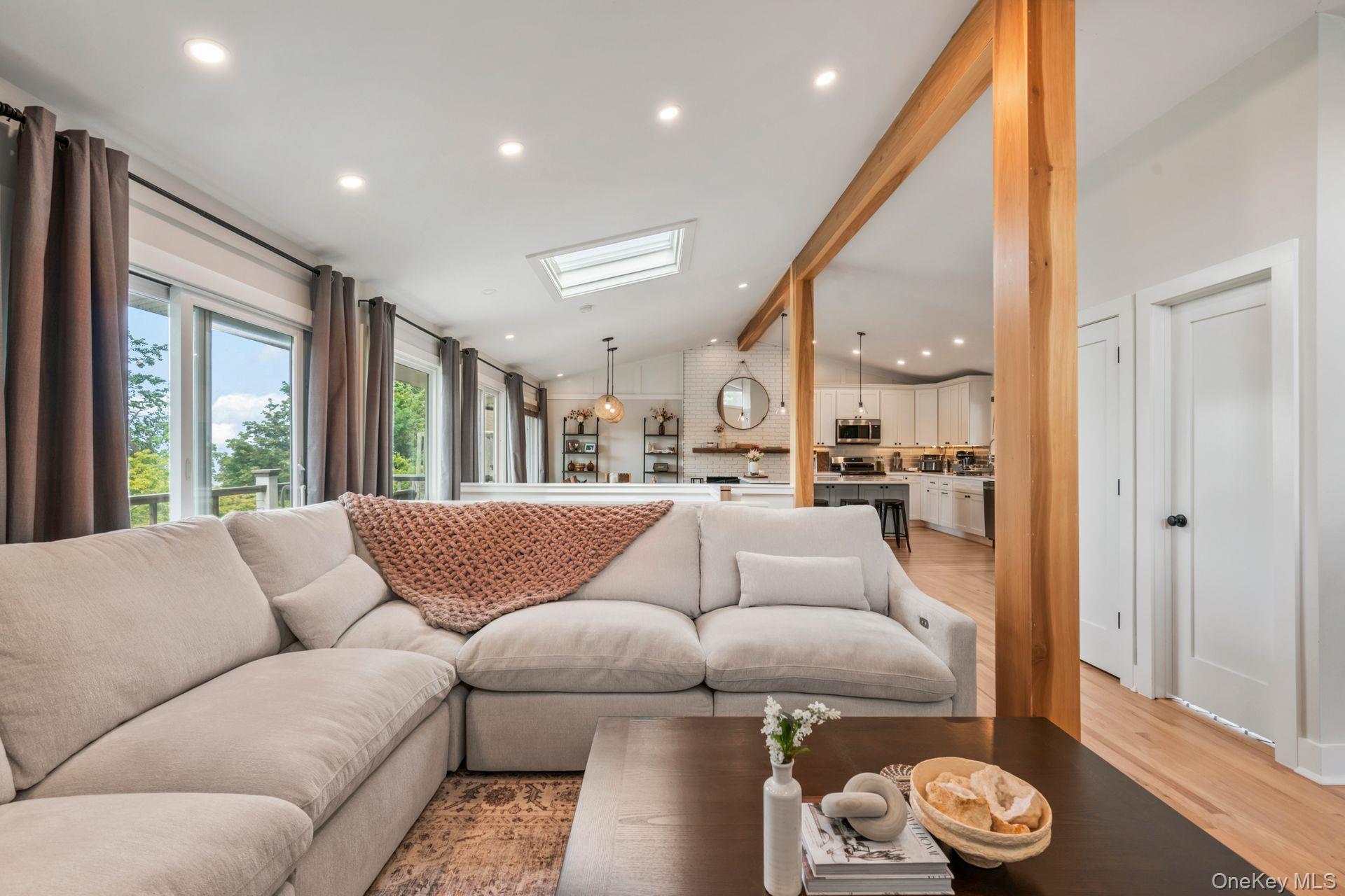 #6 photo, 175 Fox Lane, Northport , NY 11768